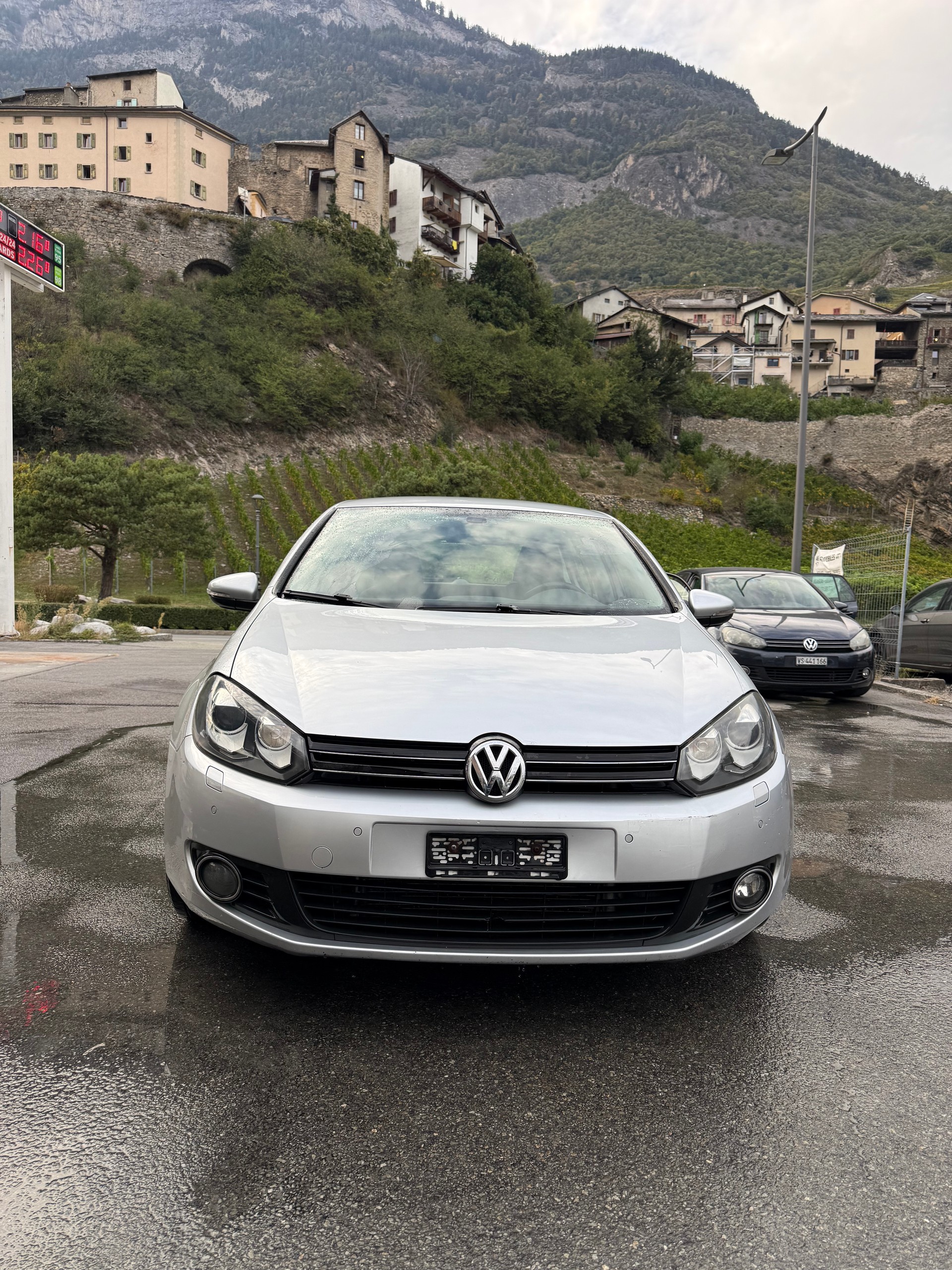 VW Golf 1.4 TSI Highline DSG-image-0