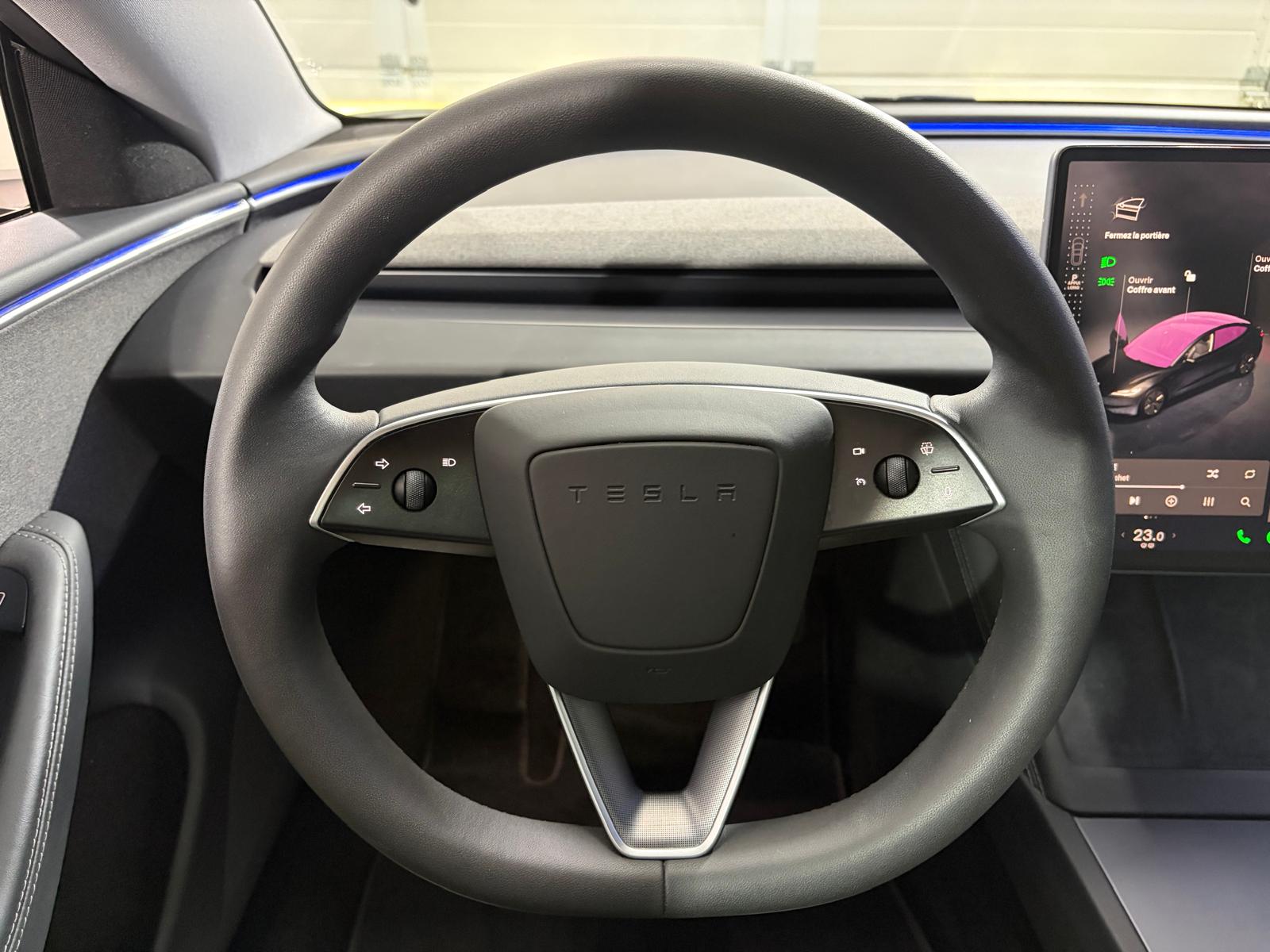 TESLA Model 3 Highland RWD-image-16