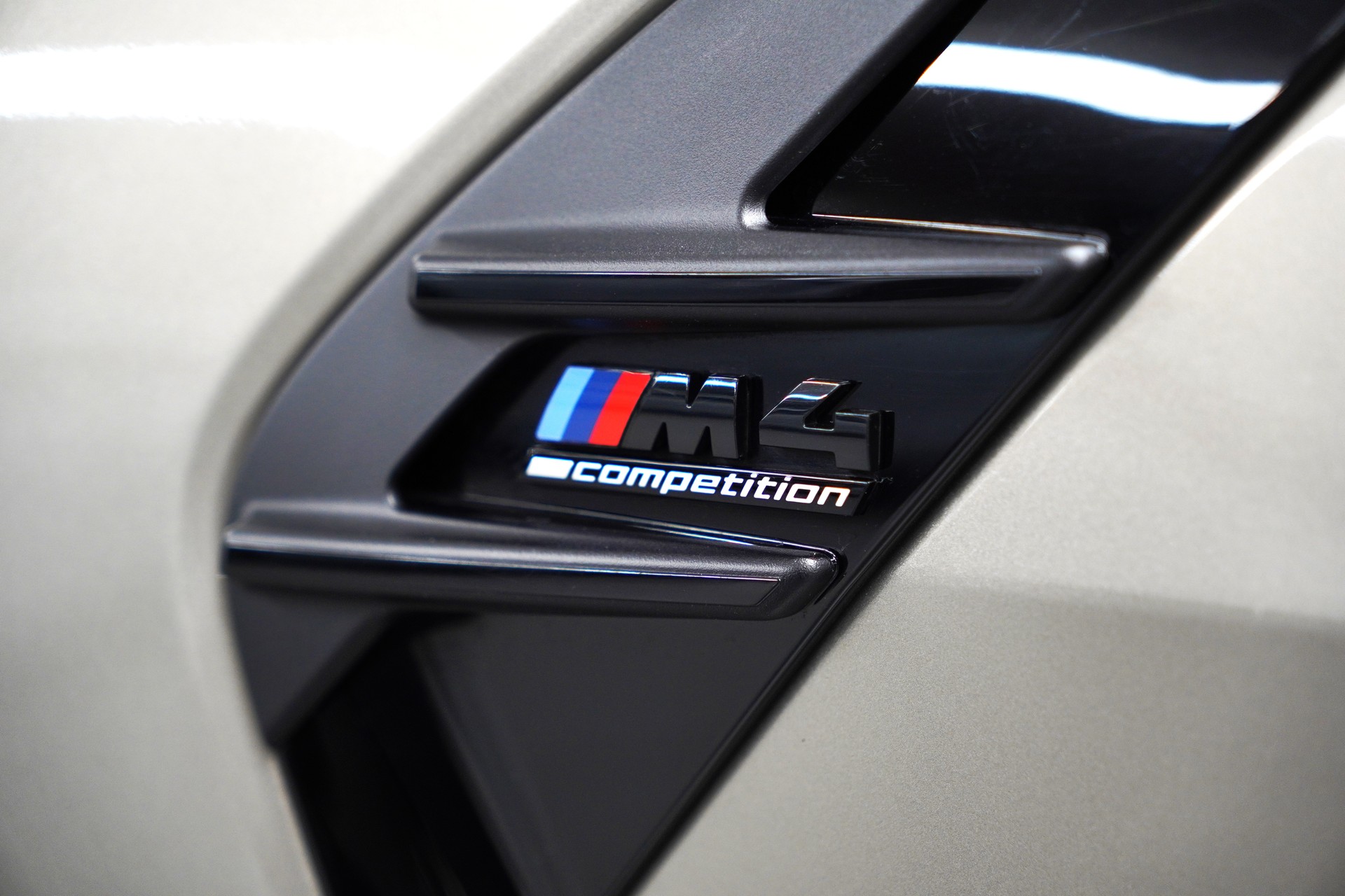 BMW M4 Cabrio Competition M xDrive-image-20