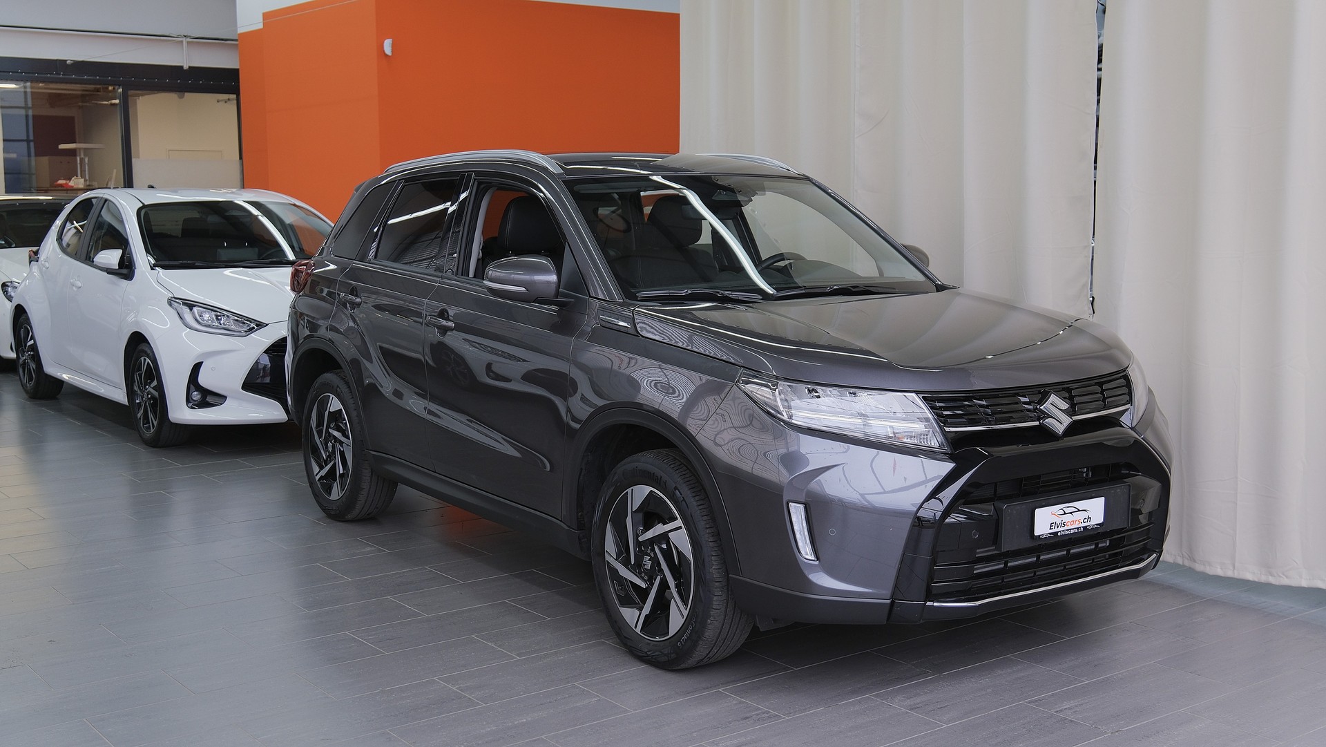 SUZUKI Vitara 1.4 Boosterjet Compact Top 4x4 Hybrid Automatic-image-29