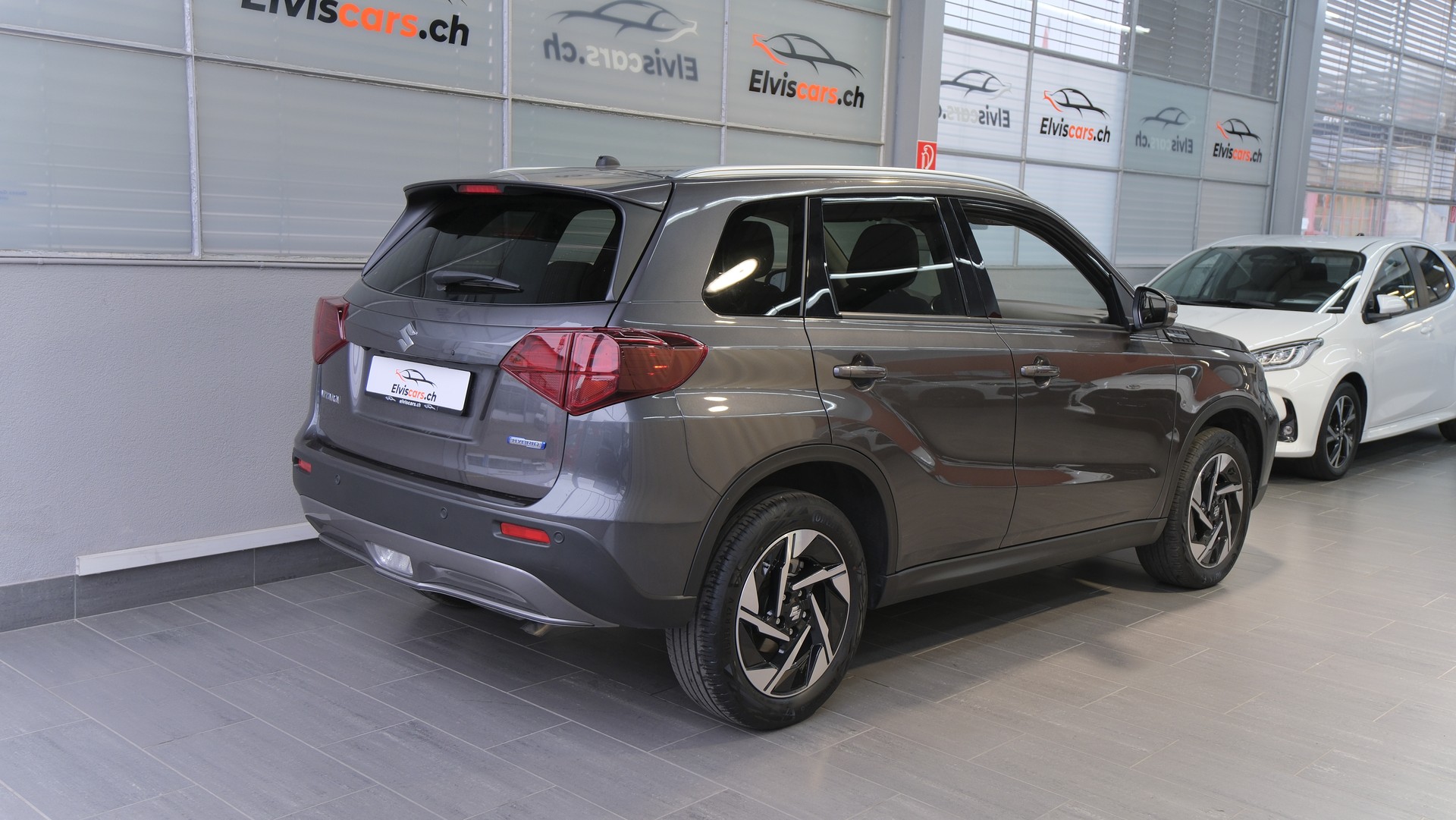 SUZUKI Vitara 1.4 Boosterjet Compact Top 4x4 Hybrid Automatic-image-26