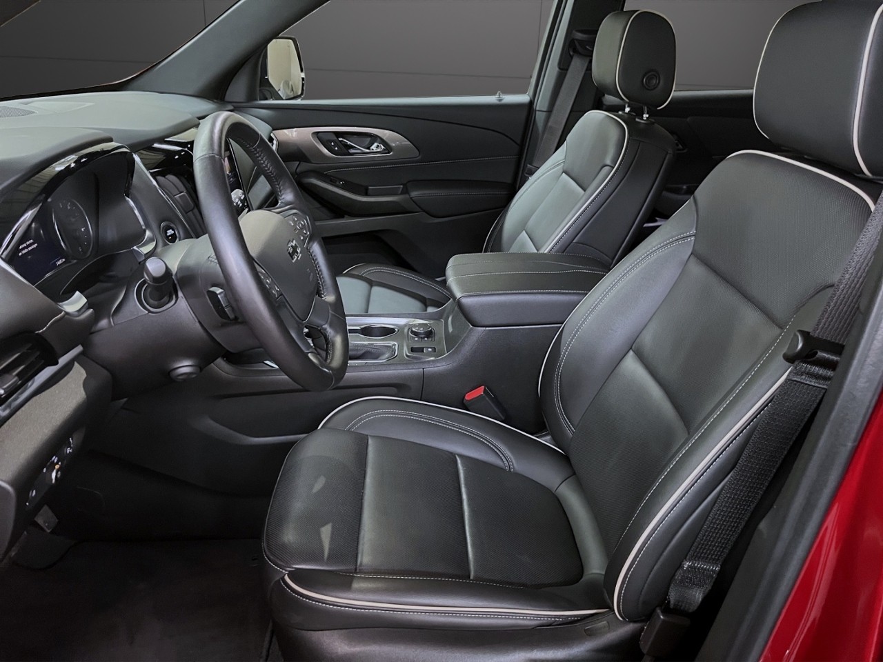 CHEVROLET Premier AWD-image-5