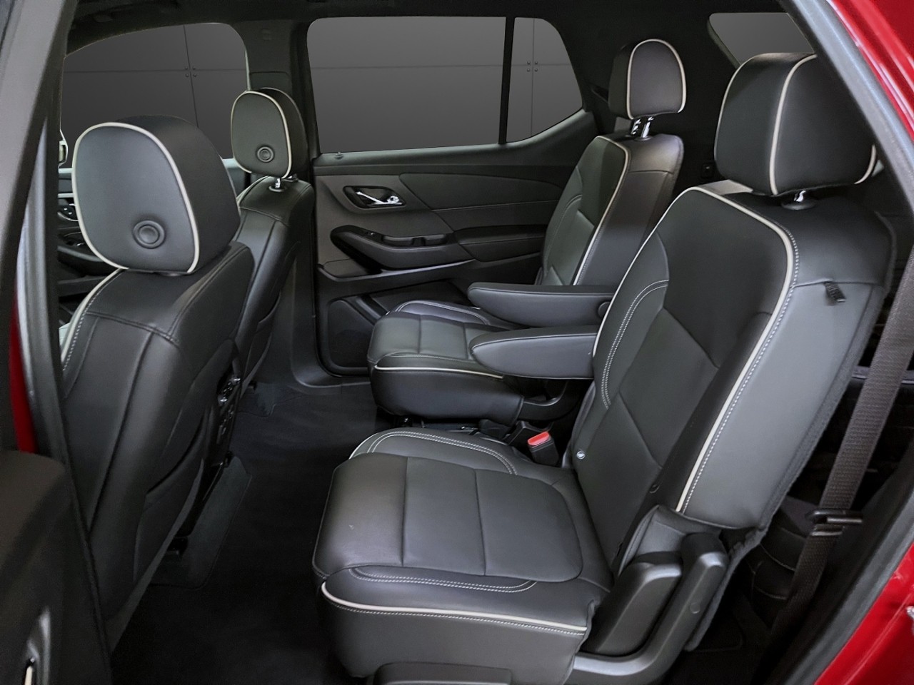 CHEVROLET Premier AWD-image-9
