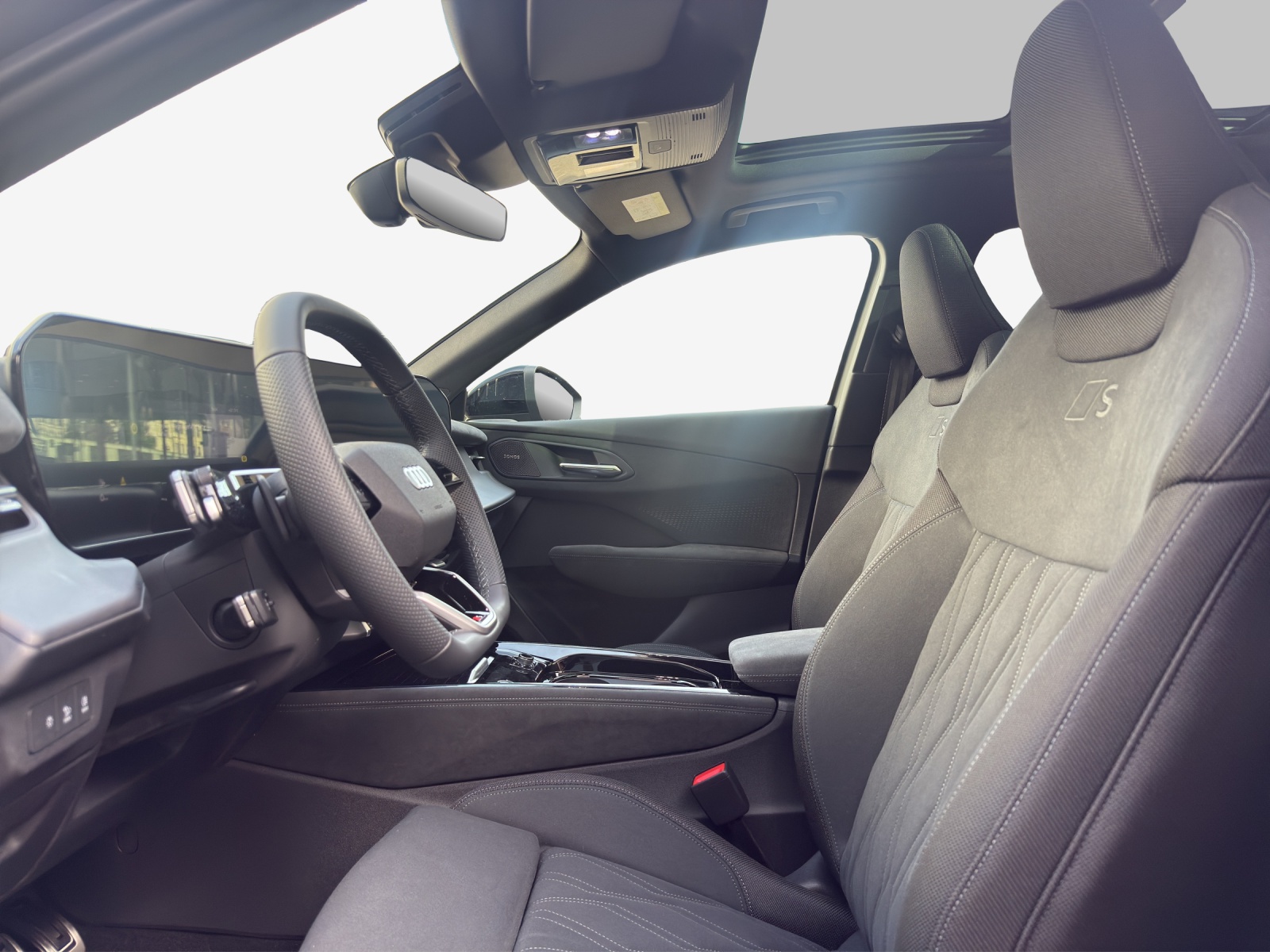 AUDI Q3 SUV TFSI quattro 195 kW S tronic-image-7