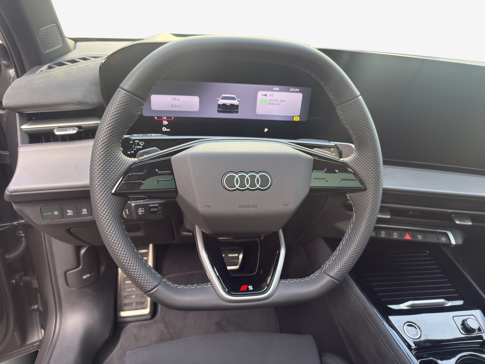 AUDI Q3 SUV TFSI quattro 195 kW S tronic-image-9