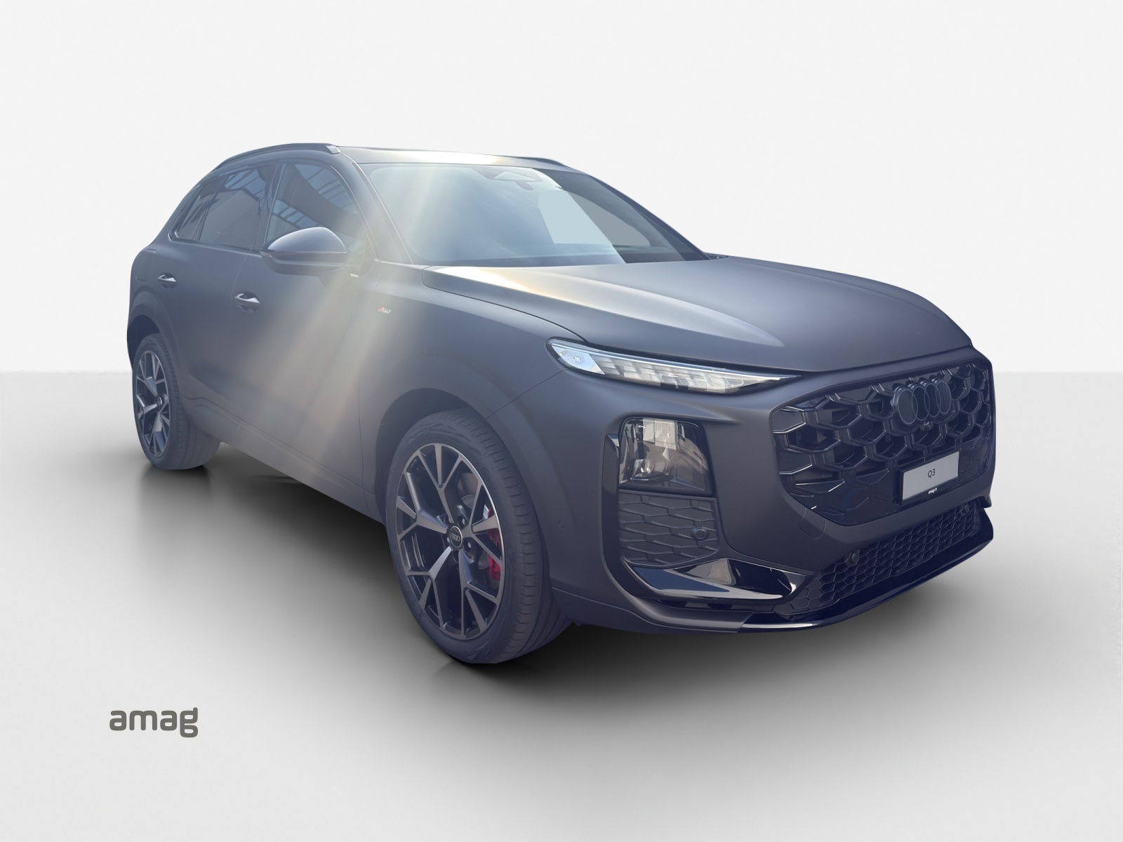 AUDI Q3 SUV TFSI quattro 195 kW S tronic-image-5