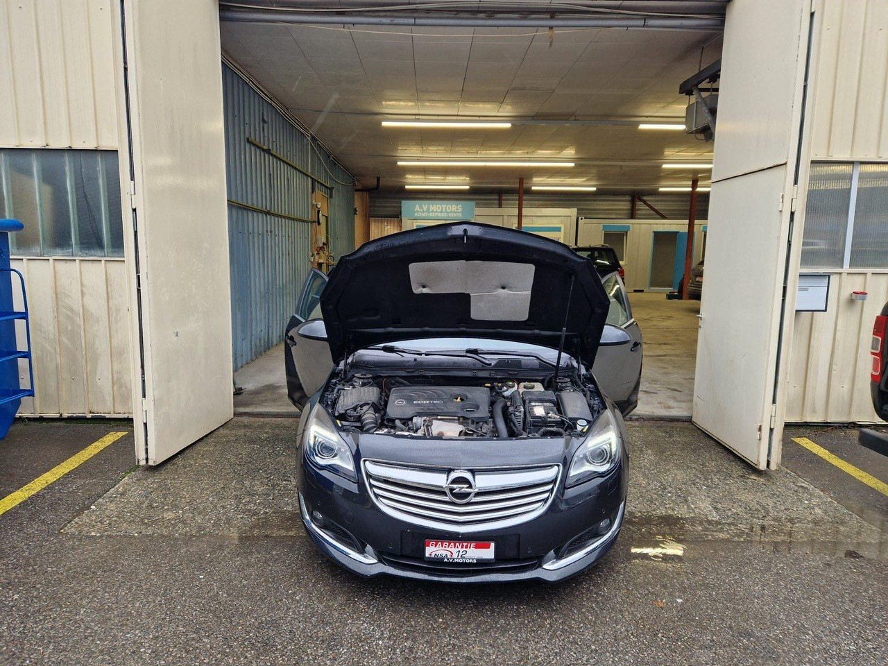 OPEL Insignia Sports Tourer 1.6 Turbo OPC Line-image-14