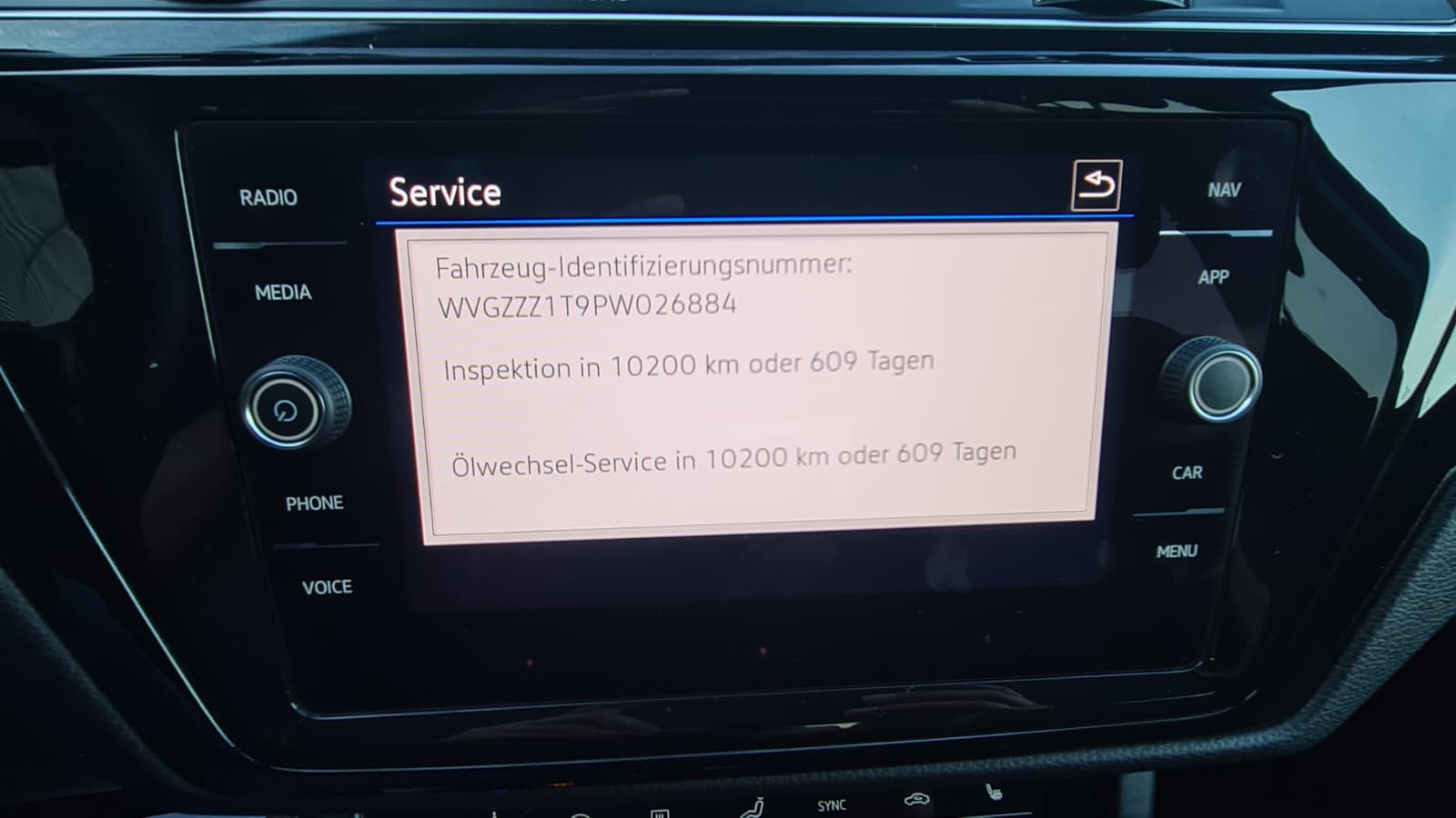VW Touran 2.0 TDI BlueMotion Technology Comfortline DSG ** Gr-Navi ** RF-Kamera ** Abstandsregelsysteme ** Tempomat ** Modell 2023-image-12