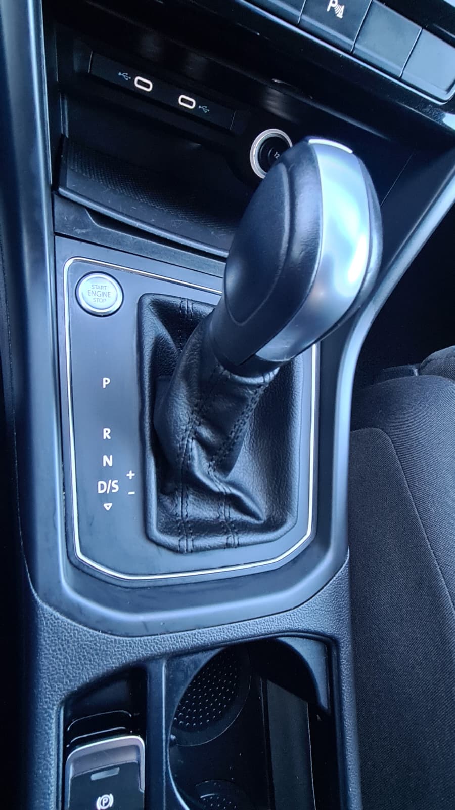 VW Touran 2.0 TDI BlueMotion Technology Comfortline DSG ** Gr-Navi ** RF-Kamera ** Abstandsregelsysteme ** Tempomat ** Modell 2023-image-11