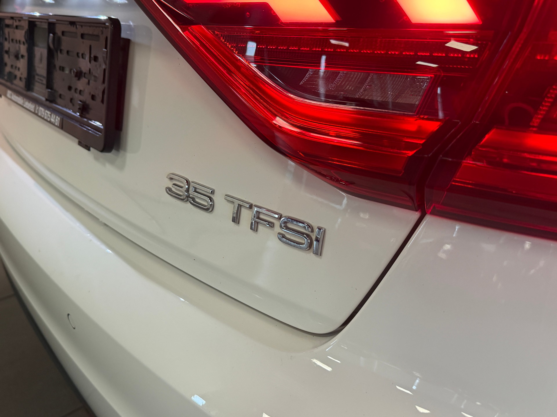 AUDI A1 Sportback 35 TFSI S-tronic, S-Line-image-5
