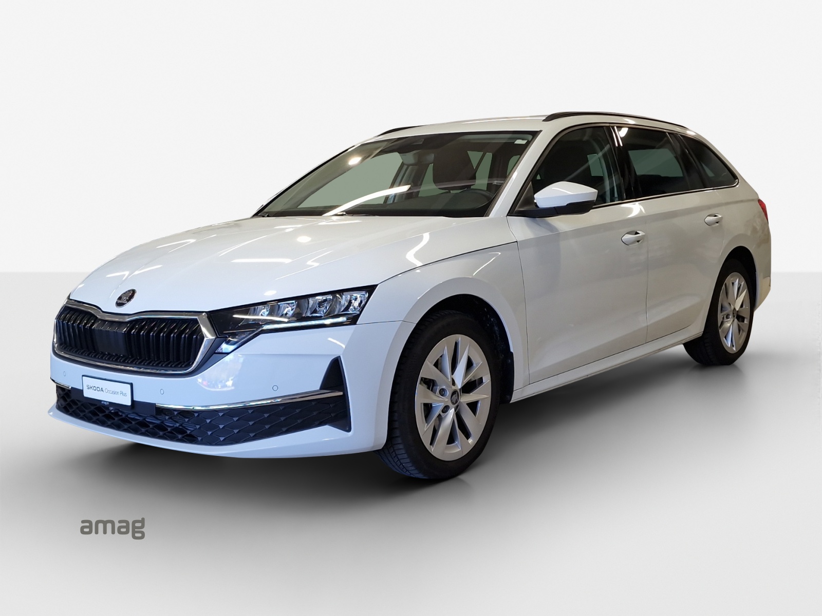 SKODA Octavia Combi 1.5 TSI mHEV DSG Selection