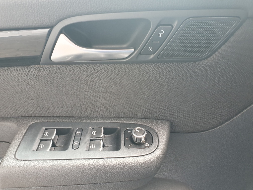 SEAT Alhambra 1.4 TSI Style Eco DSG-image-18