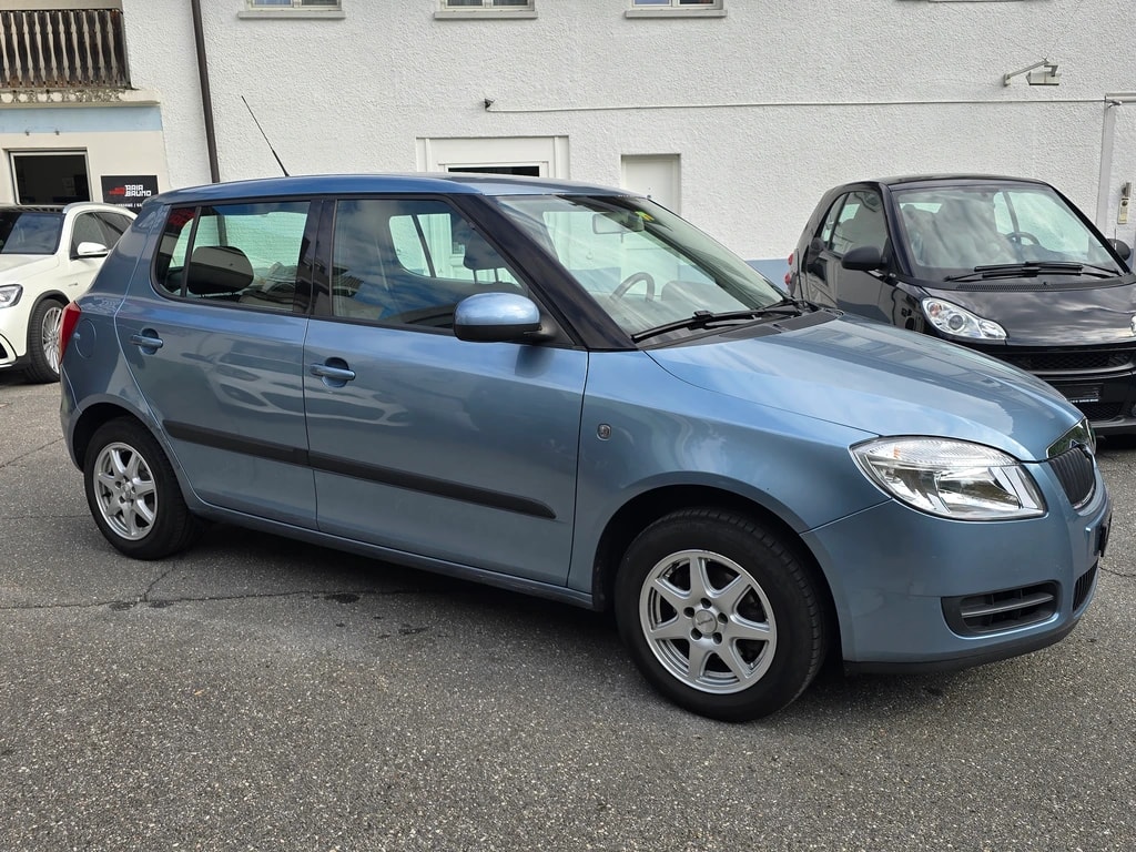 SKODA Fabia 1.4 Elegance-image-5