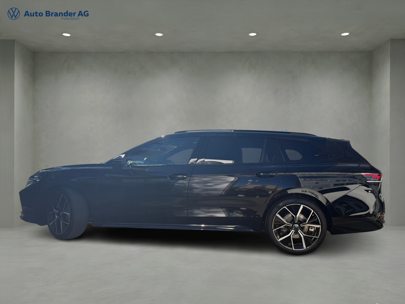 VW Passat Variant 2.0 TDI evo R-Line 4 Motion DSG-image-3