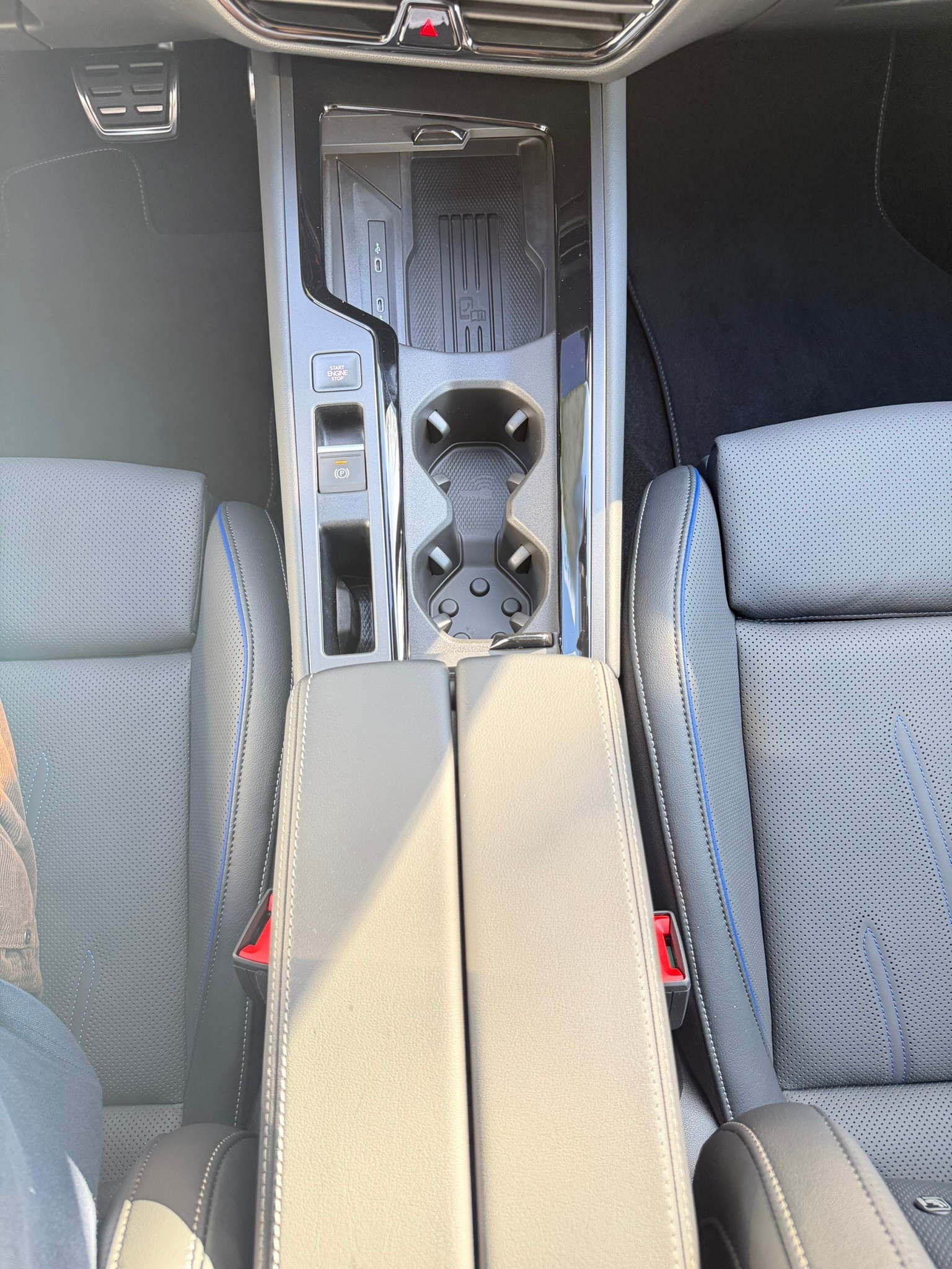 VW Passat Variant 2.0 TDI evo R-Line 4 Motion DSG-image-21