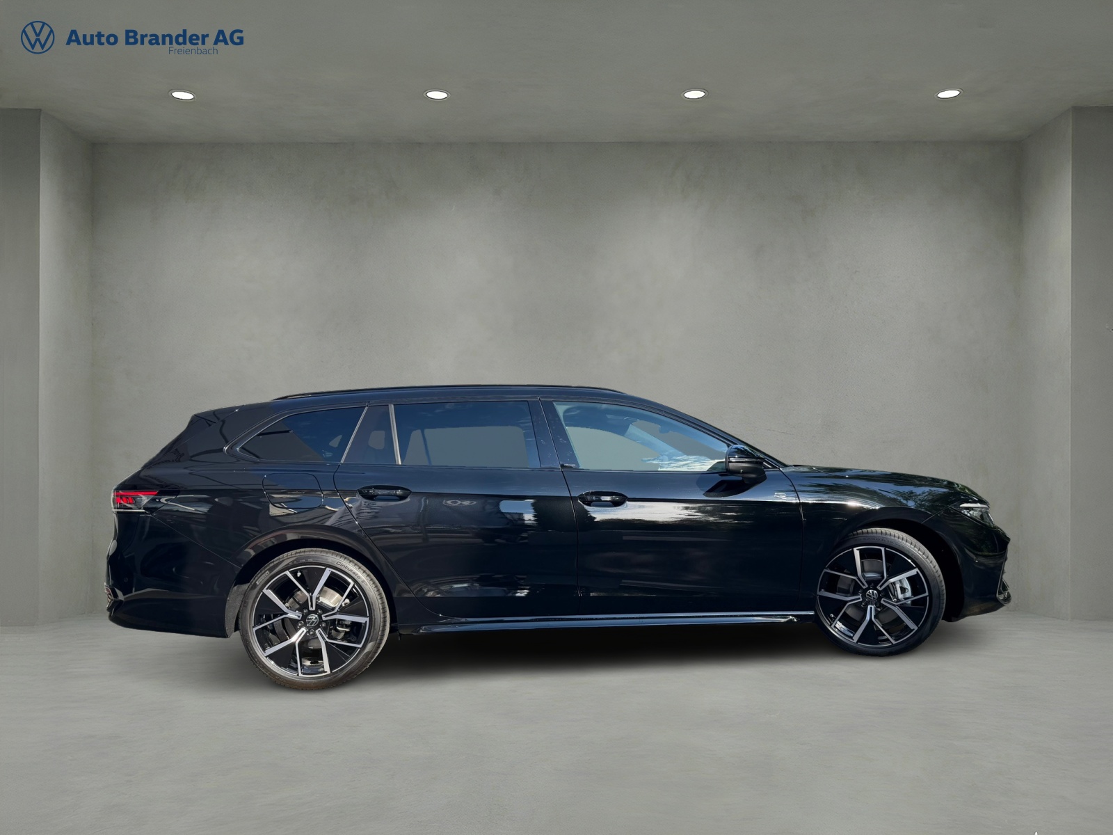 VW Passat Variant 2.0 TDI evo R-Line 4 Motion DSG-image-5