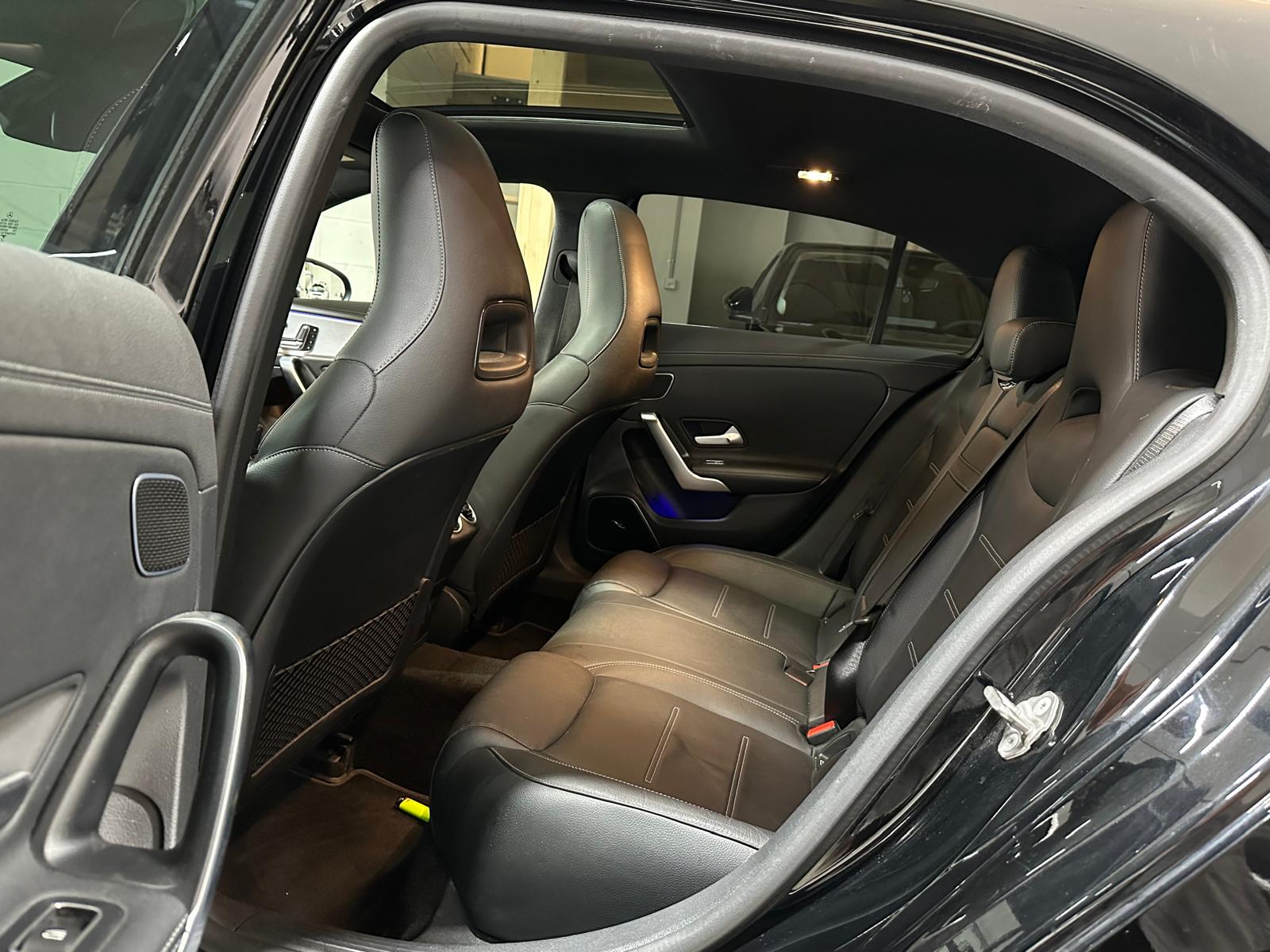 MERCEDES-BENZ A 45 S AMG 4Matic+ Speedshift-image-15