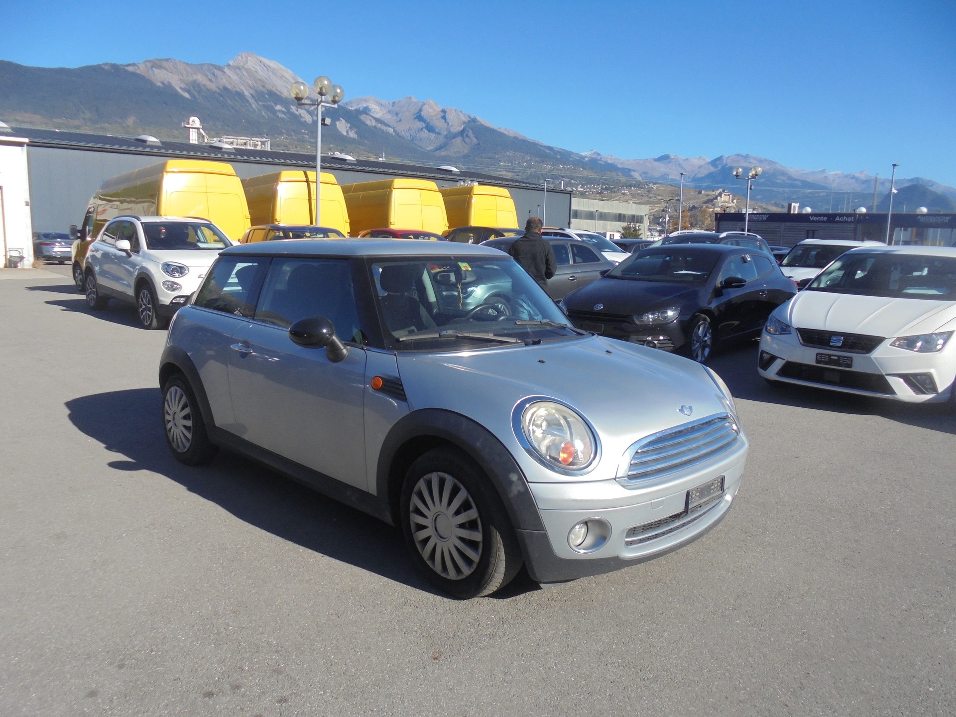 MINI One-image-1