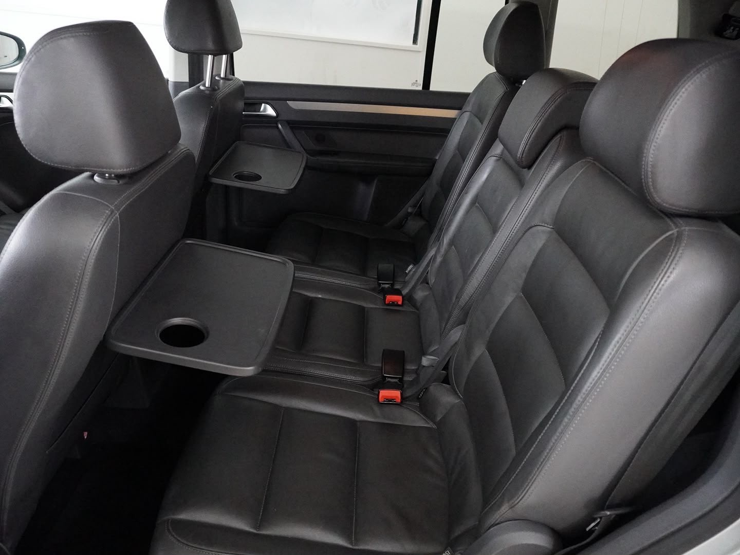 VW Touran 1.4 TSI Highline DSG-image-5