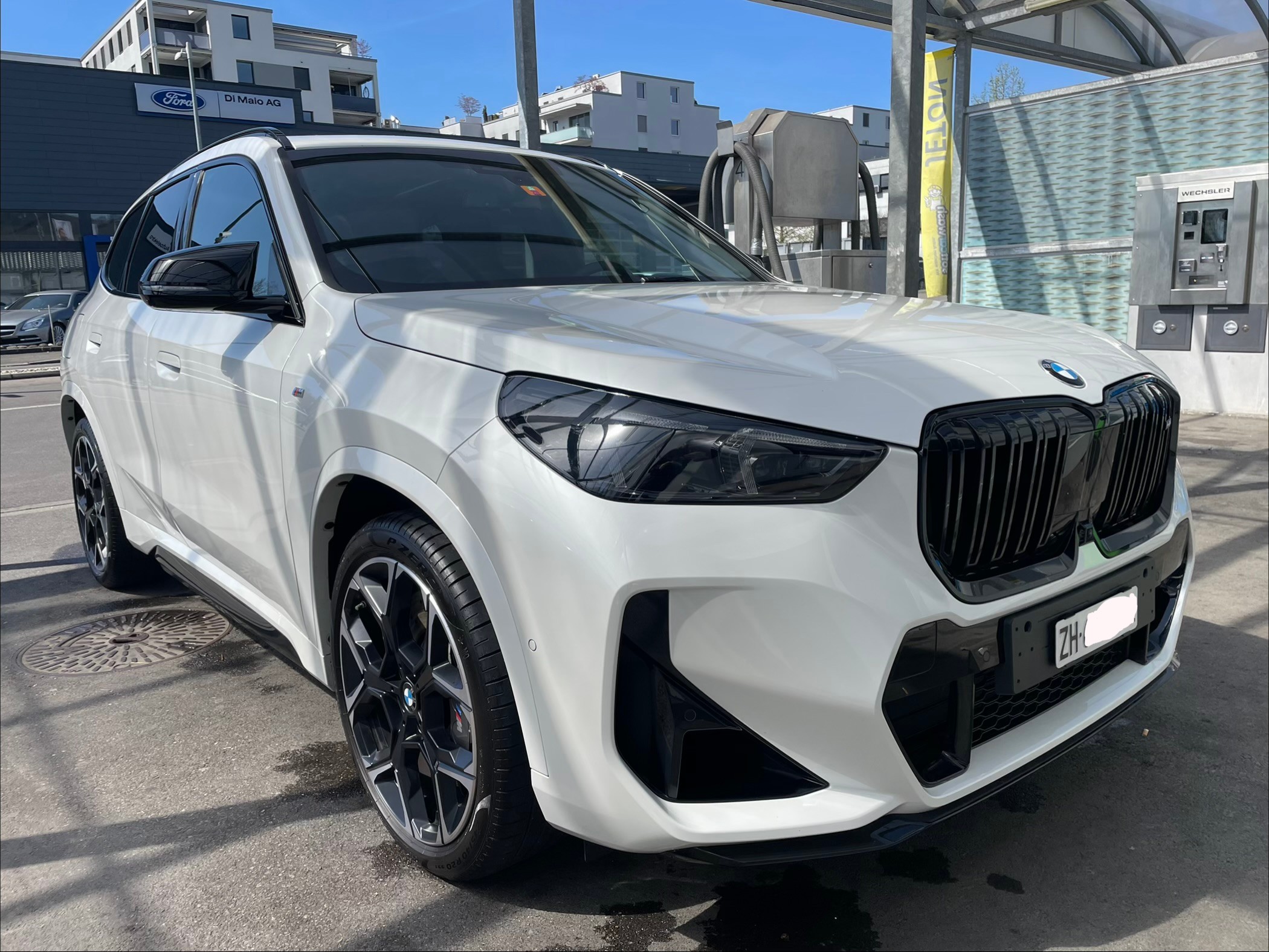 Car photo