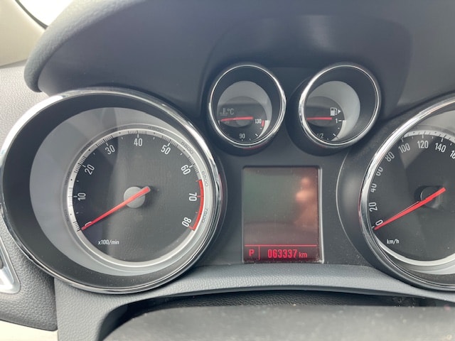 KIA Niro 1.6GDi Hybrid Trend DCT-image-4