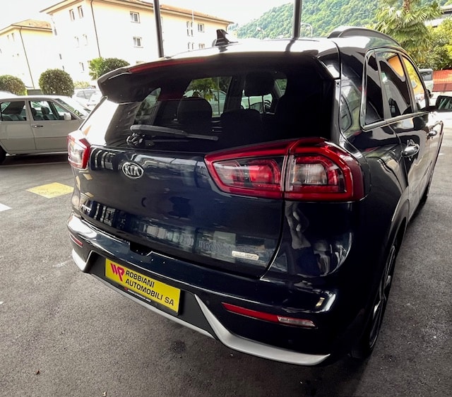 KIA Niro 1.6GDi Hybrid Trend DCT-image-11