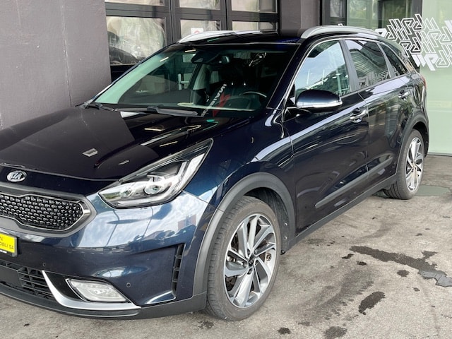 KIA Niro 1.6GDi Hybrid Trend DCT-image-2