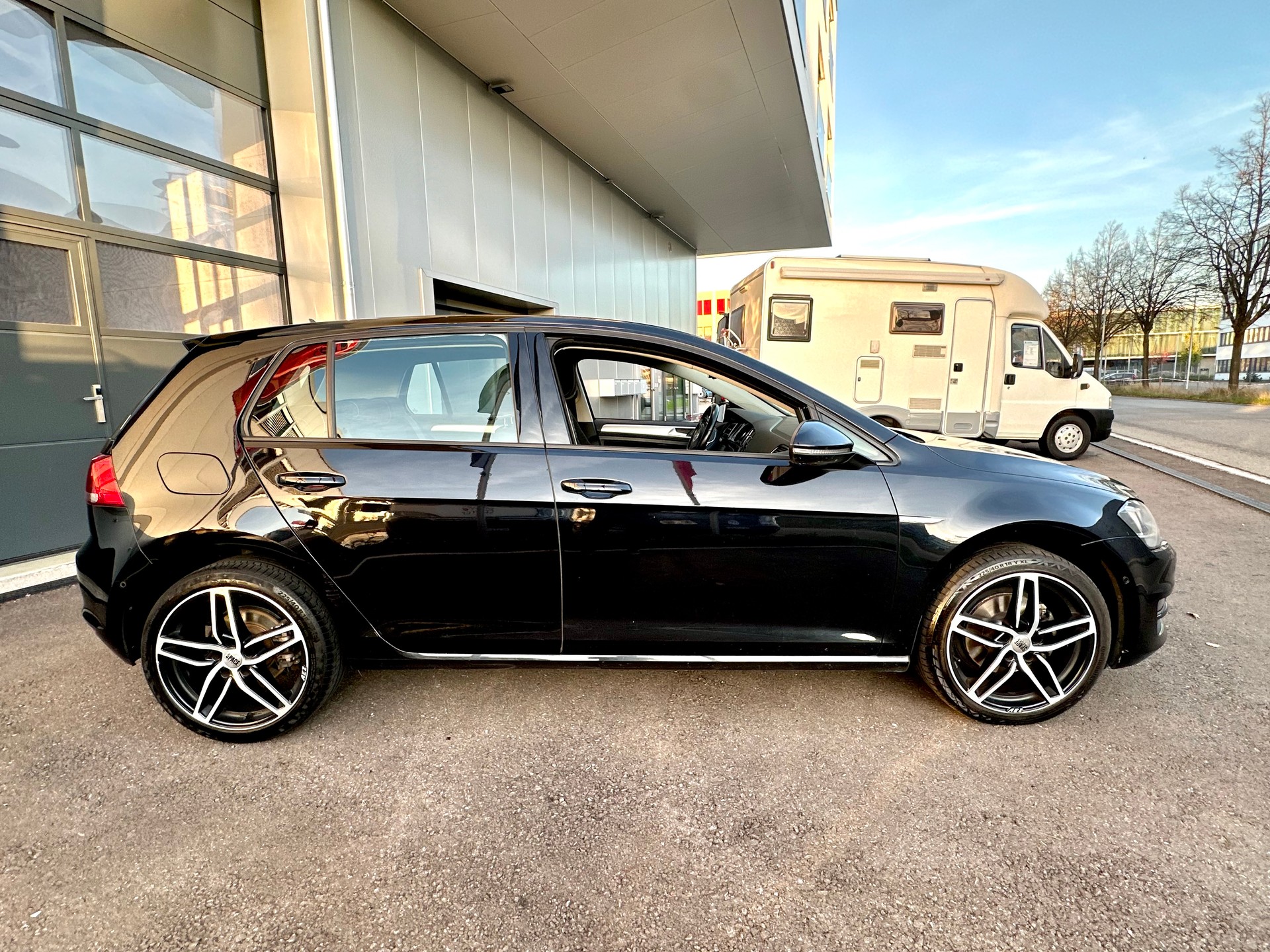 VW Golf 1.4 TSI Cup DSG-image-1