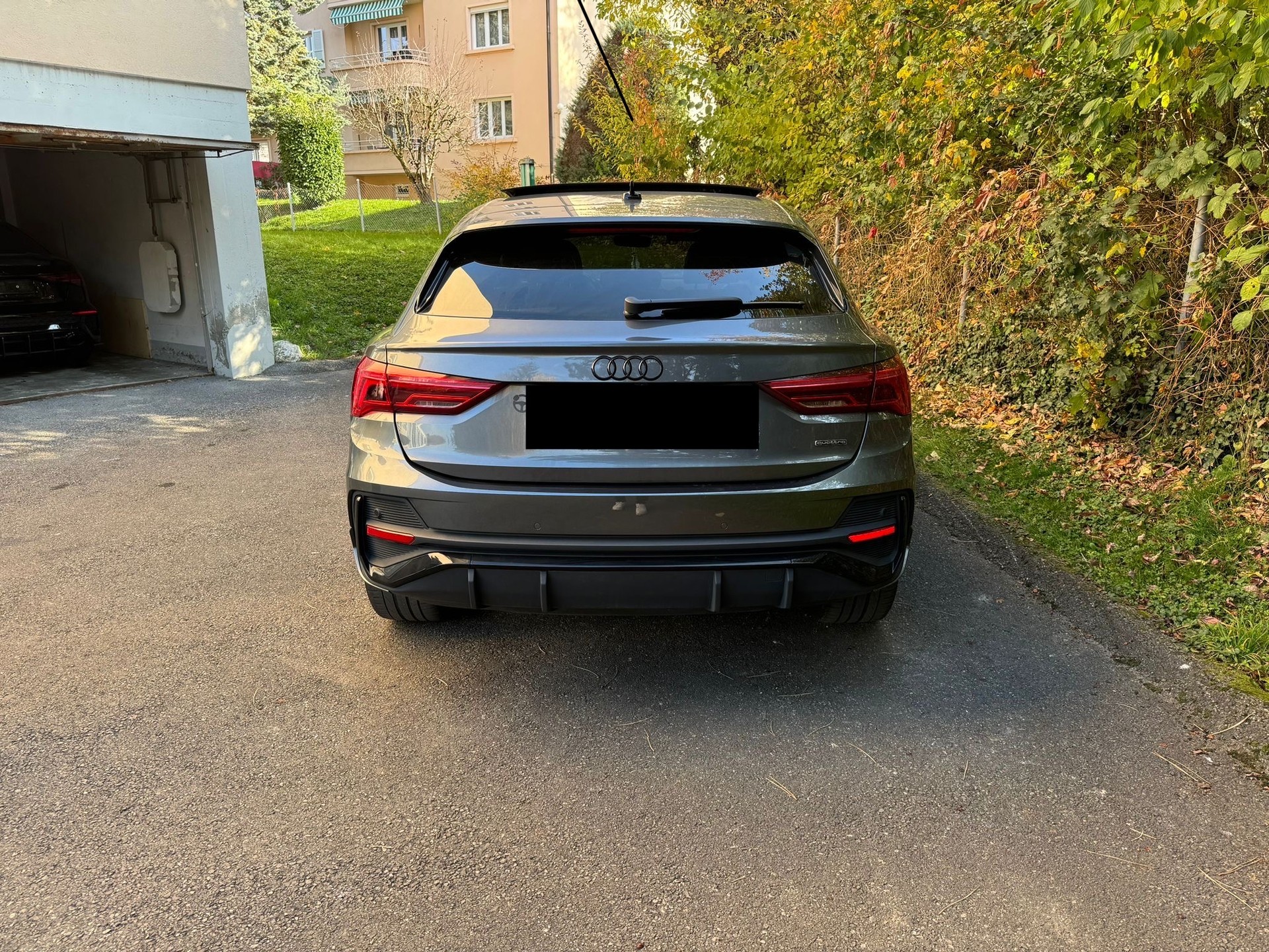 AUDI Q3 Sportback 40 TDI quattro-image-5