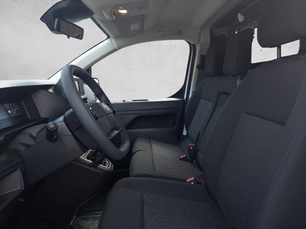 TOYOTA PROACE Van L1 1.5 D Active-image-4