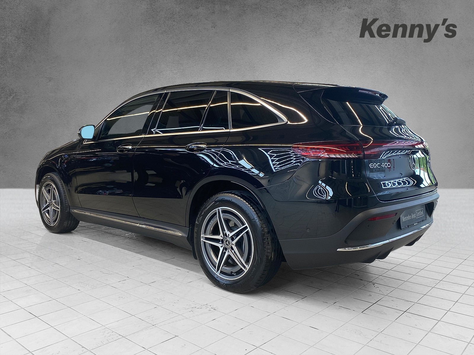 MERCEDES-BENZ EQC 400 AMG Line 4MATIC-showroom-element-3