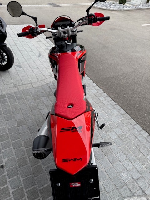 SWM SM 125 Special-image-4
