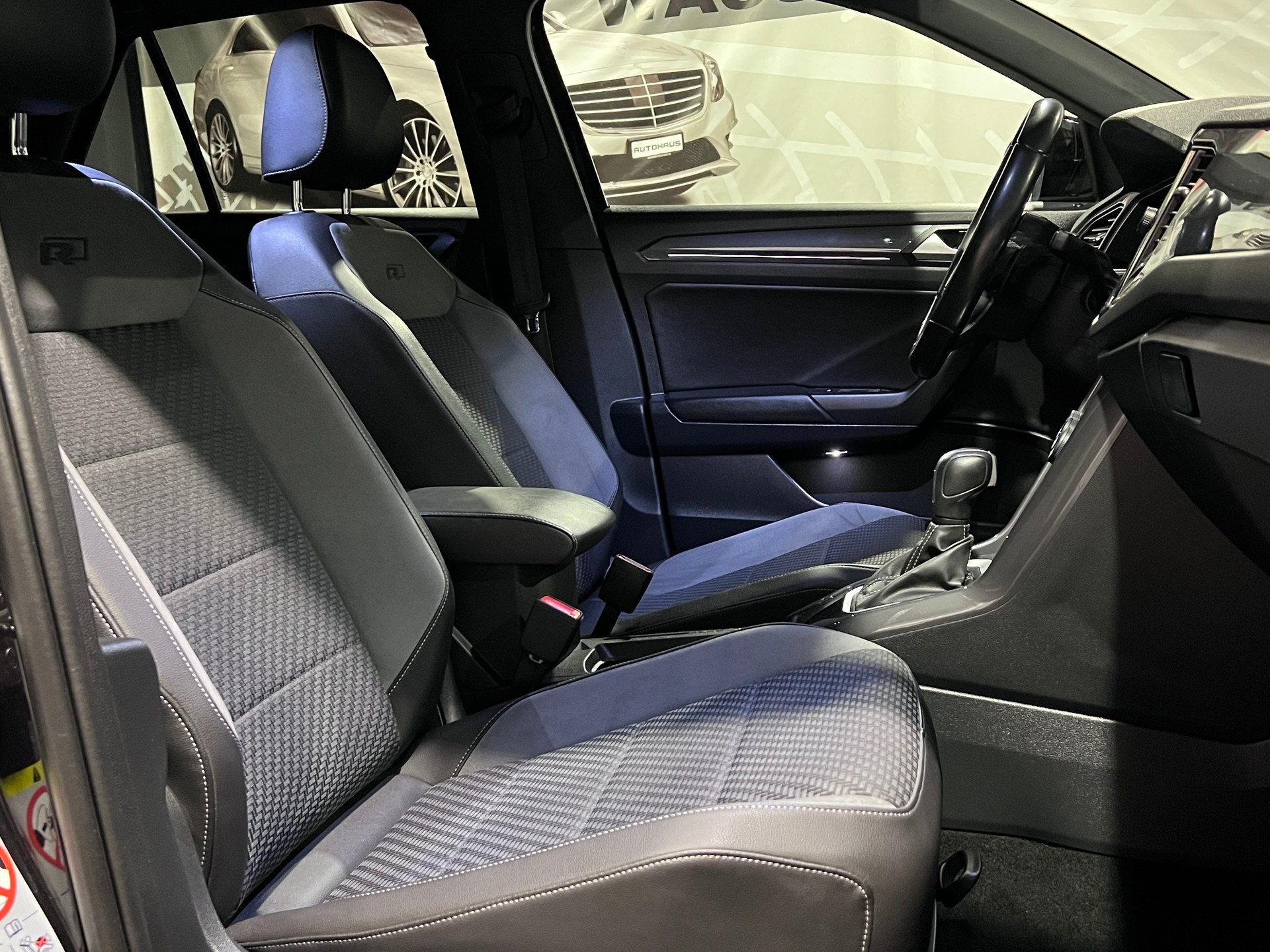 VW T-Roc 1.5 TSI EVO R-Line DSG-image-13
