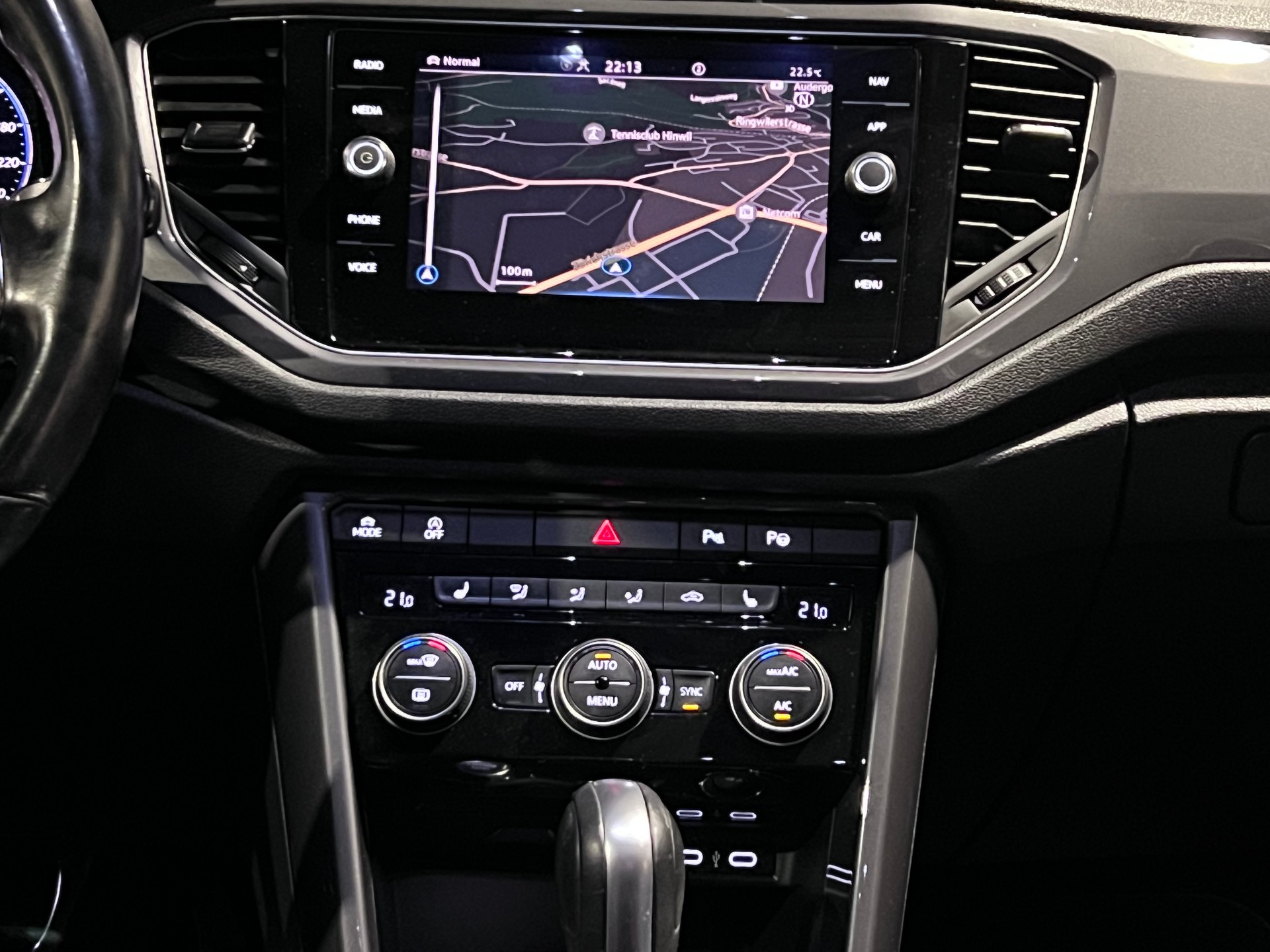 VW T-Roc 1.5 TSI EVO R-Line DSG-image-16