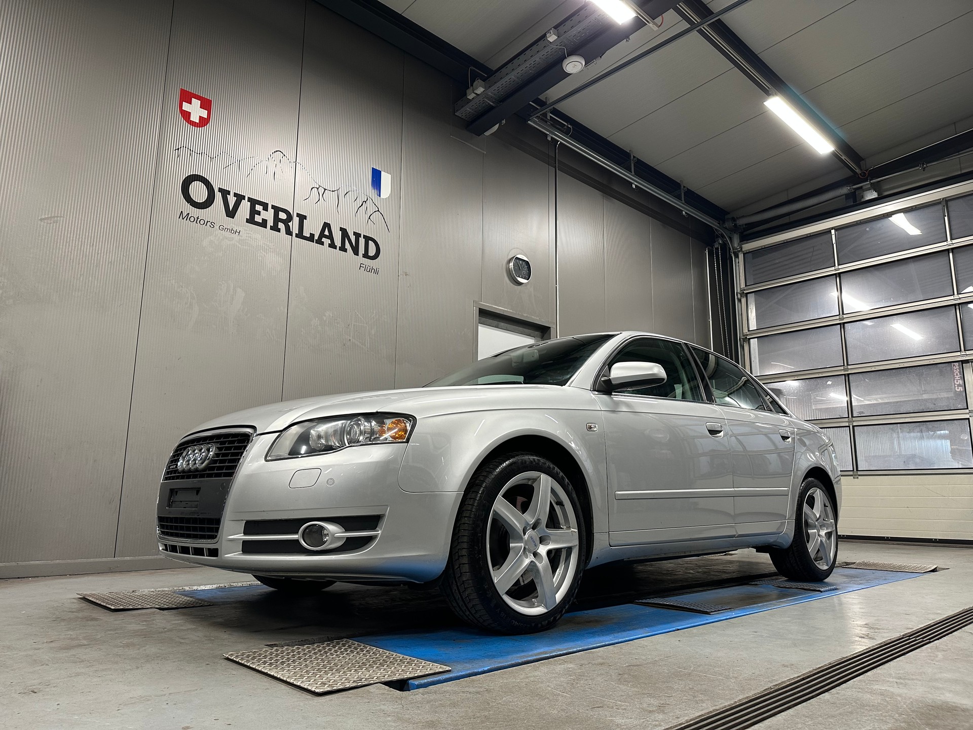 AUDI A4 3.2 FSI quattro