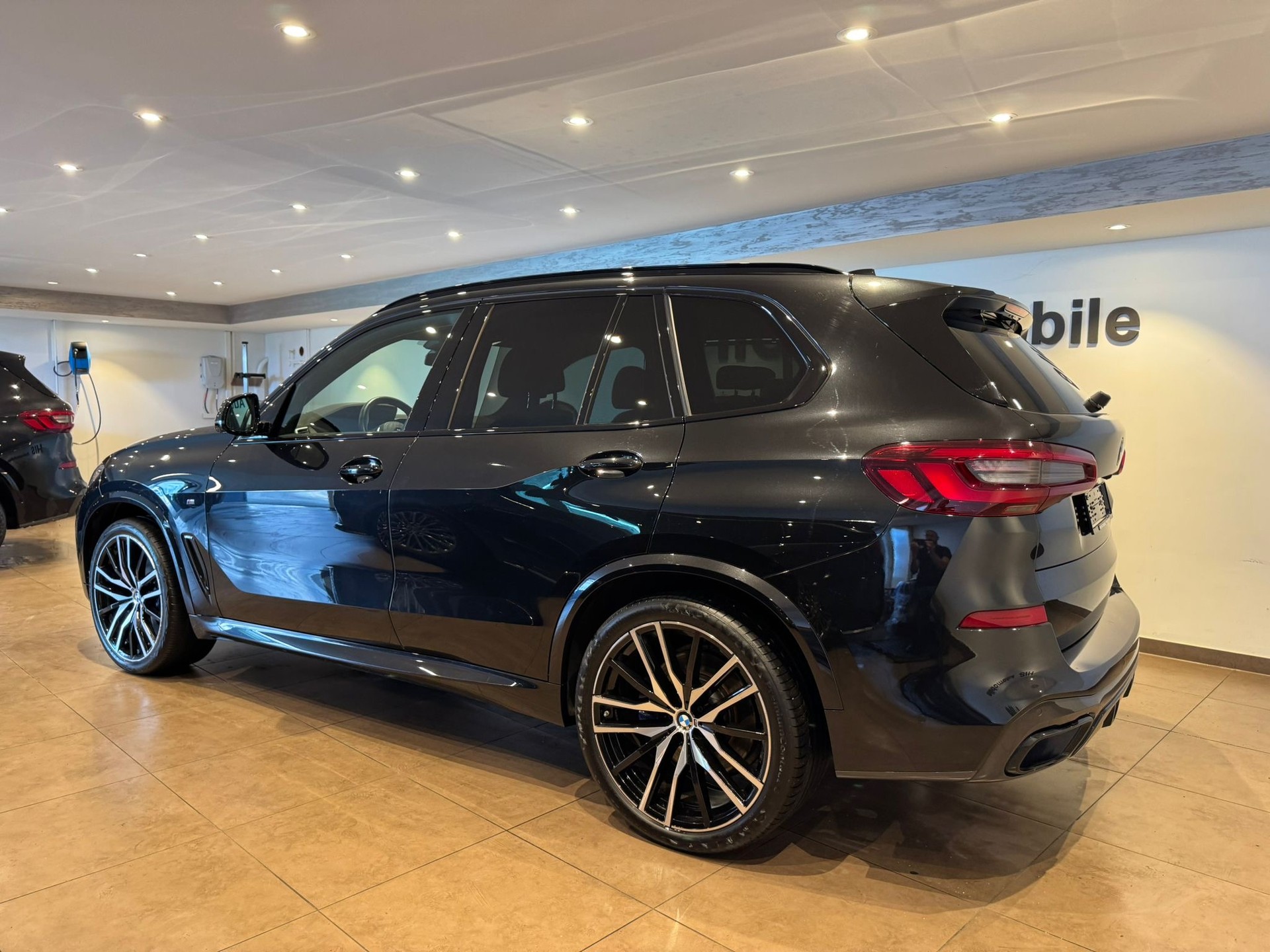 BMW X5 40d xDrive SAG-image-4