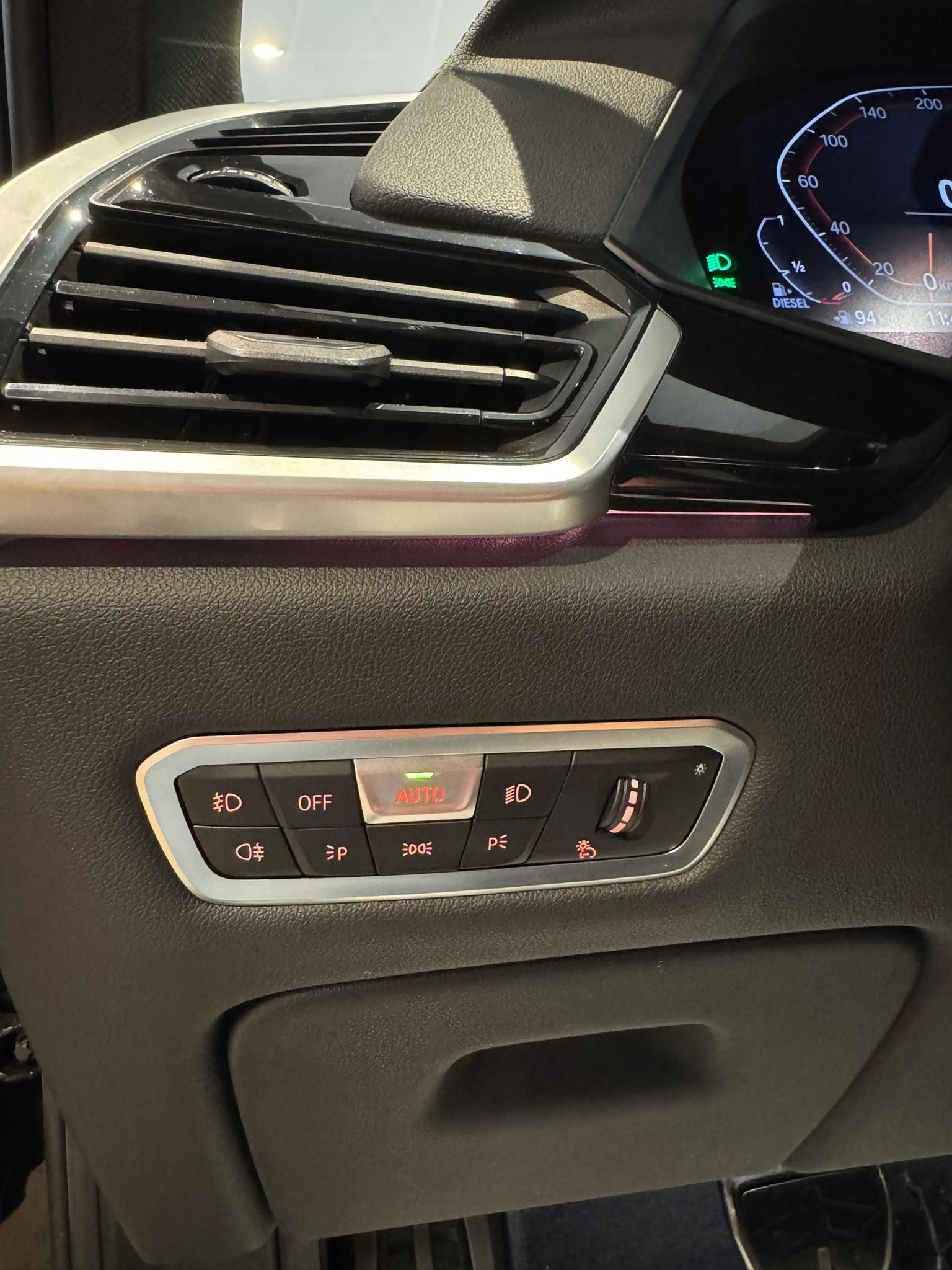BMW X5 40d xDrive SAG-image-21