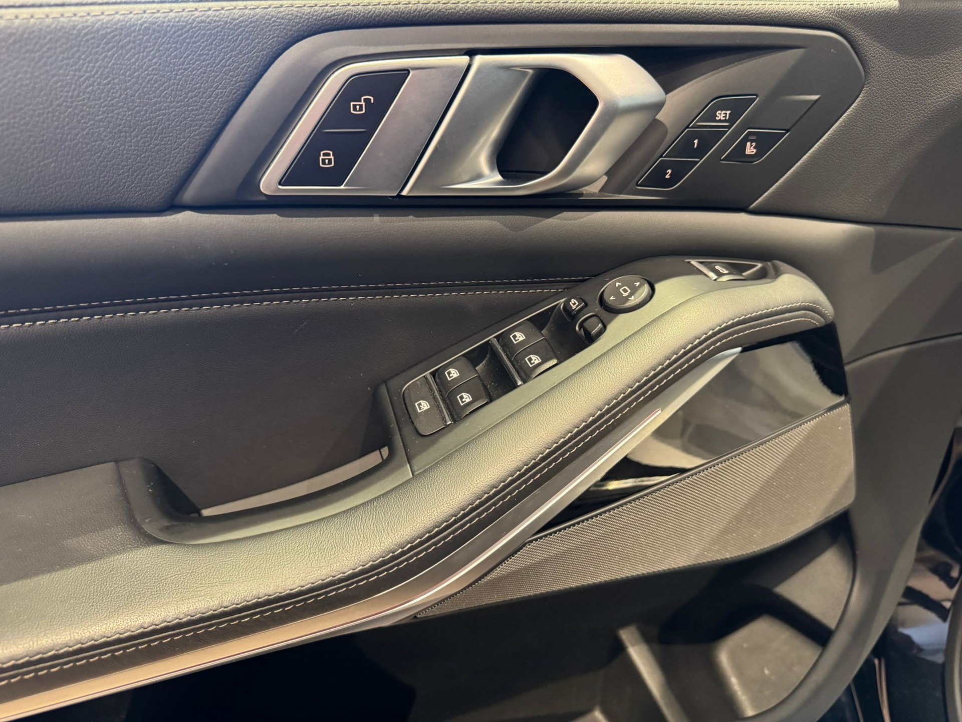 BMW X5 40d xDrive SAG-image-15