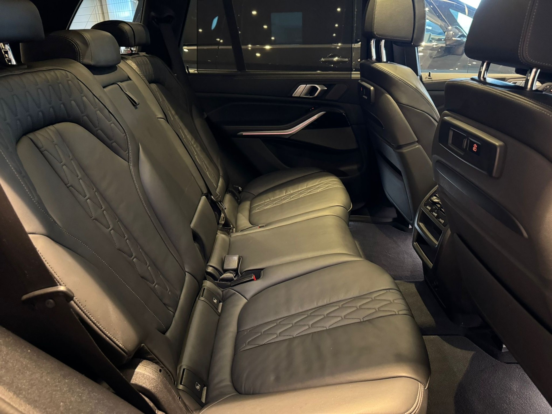 BMW X5 40d xDrive SAG-image-12