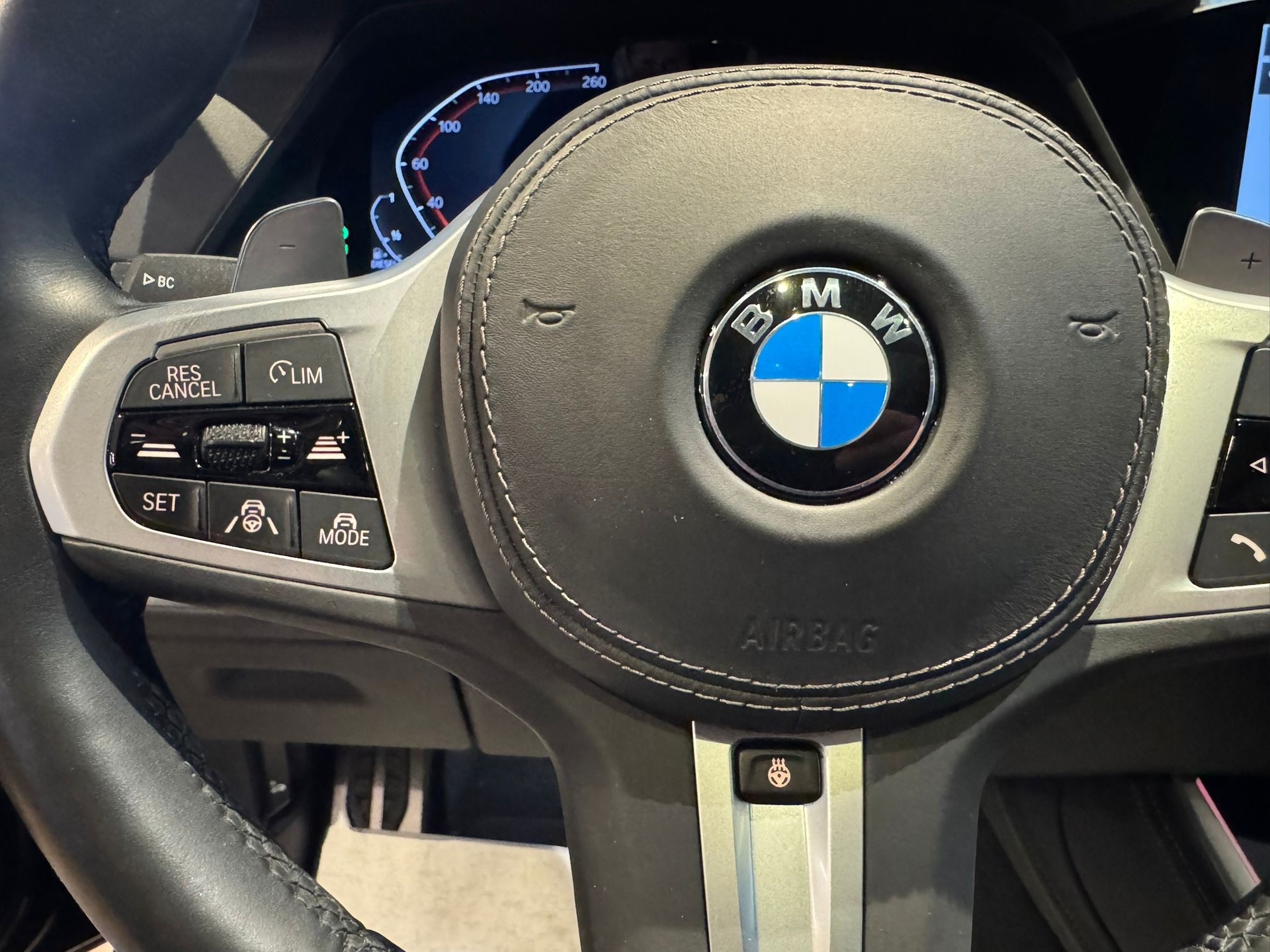 BMW X5 40d xDrive SAG-image-24