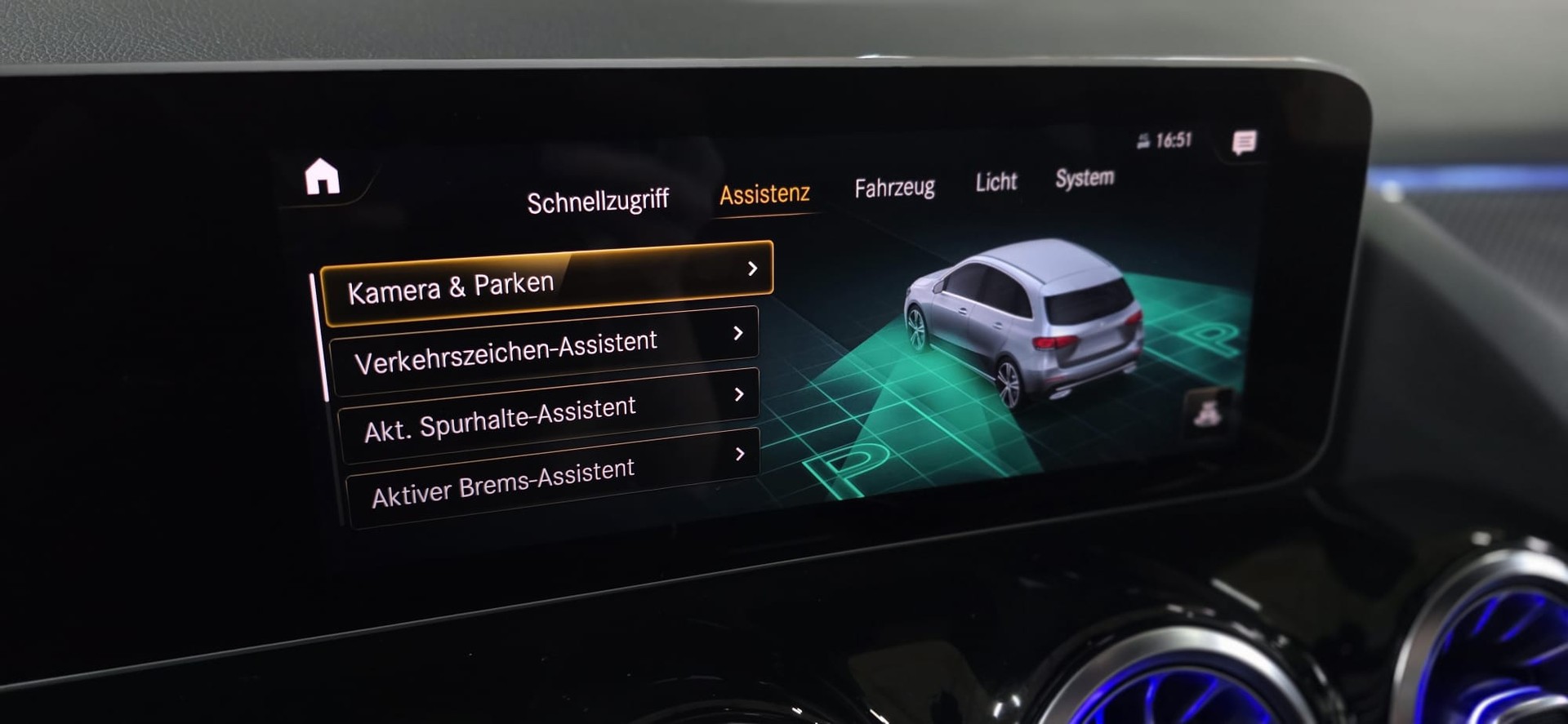 MERCEDES-BENZ B 250 4Matic AMG Line *CH-Fahrzeug*-image-21