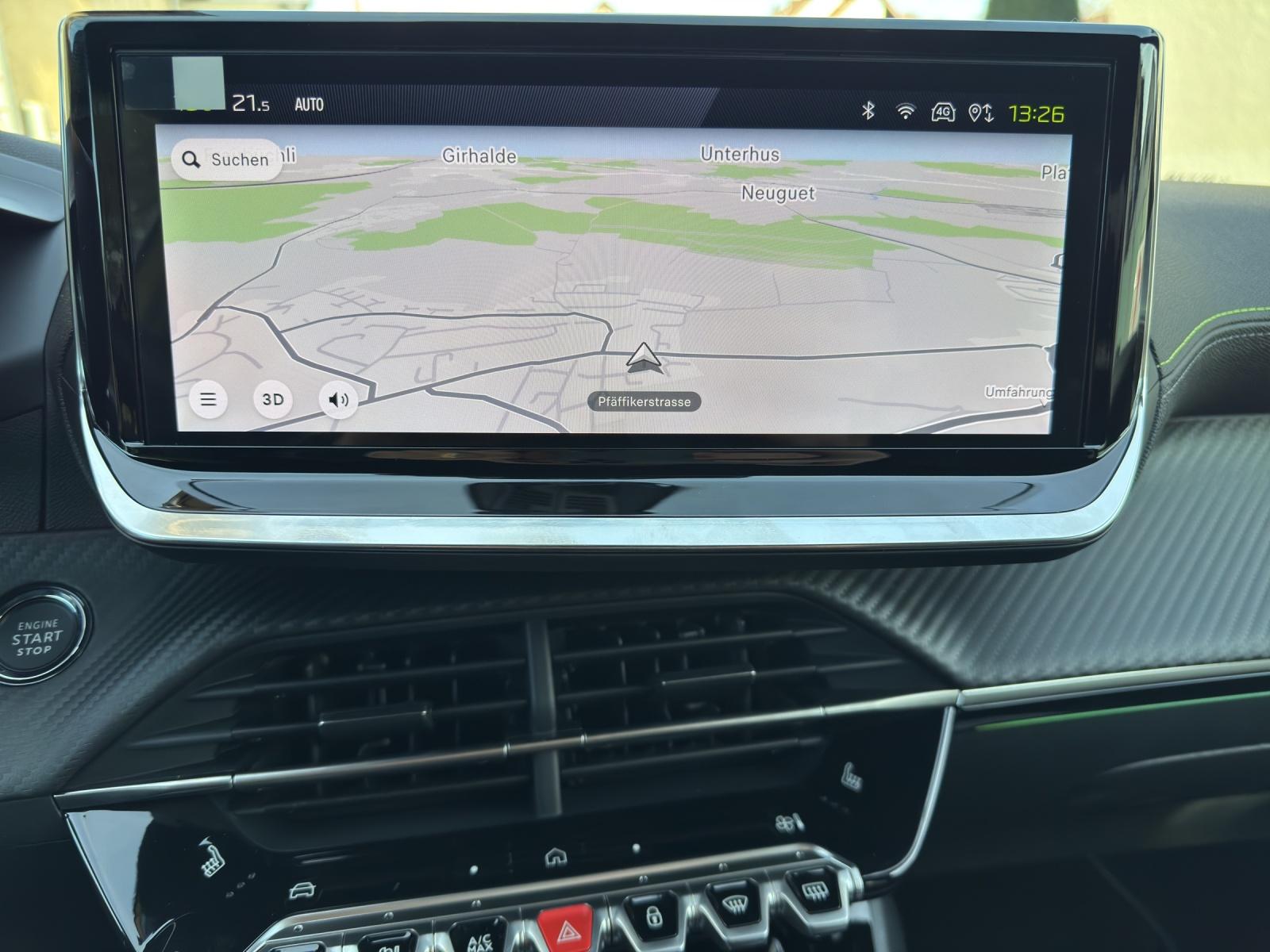 PEUGEOT 208 1.2 Hybrid GT-image-25