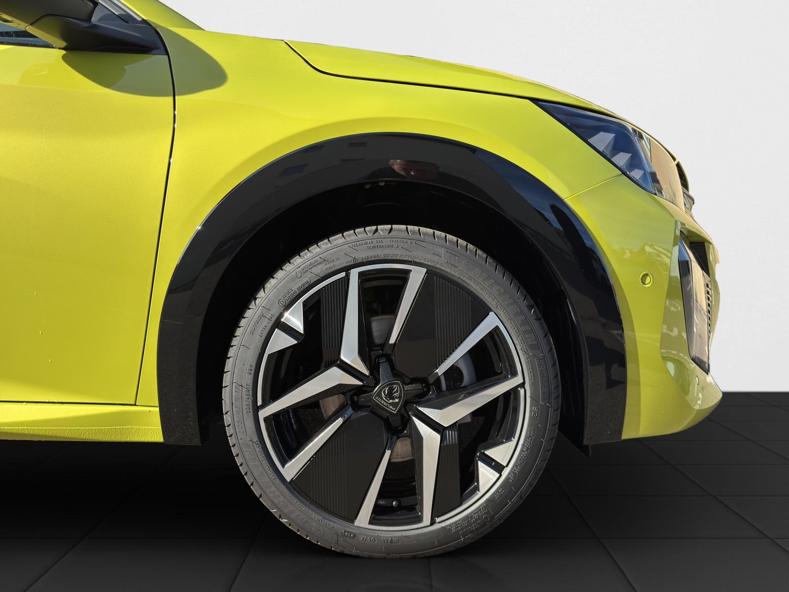 PEUGEOT 208 1.2 Hybrid GT-image-21