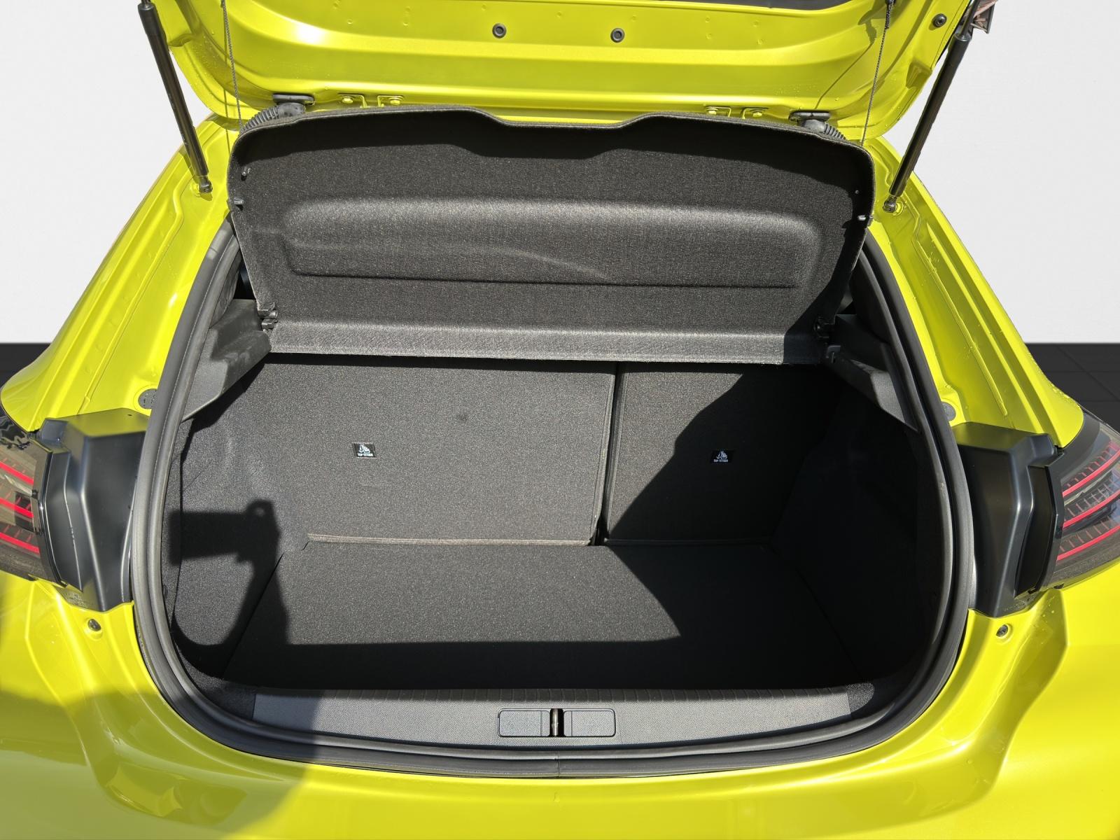 PEUGEOT 208 1.2 Hybrid GT-image-15