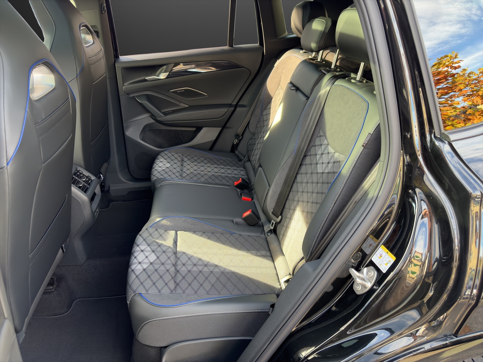 VW Tiguan 1.5 TSI evo2 eHybrid R-Line DSG-image-8