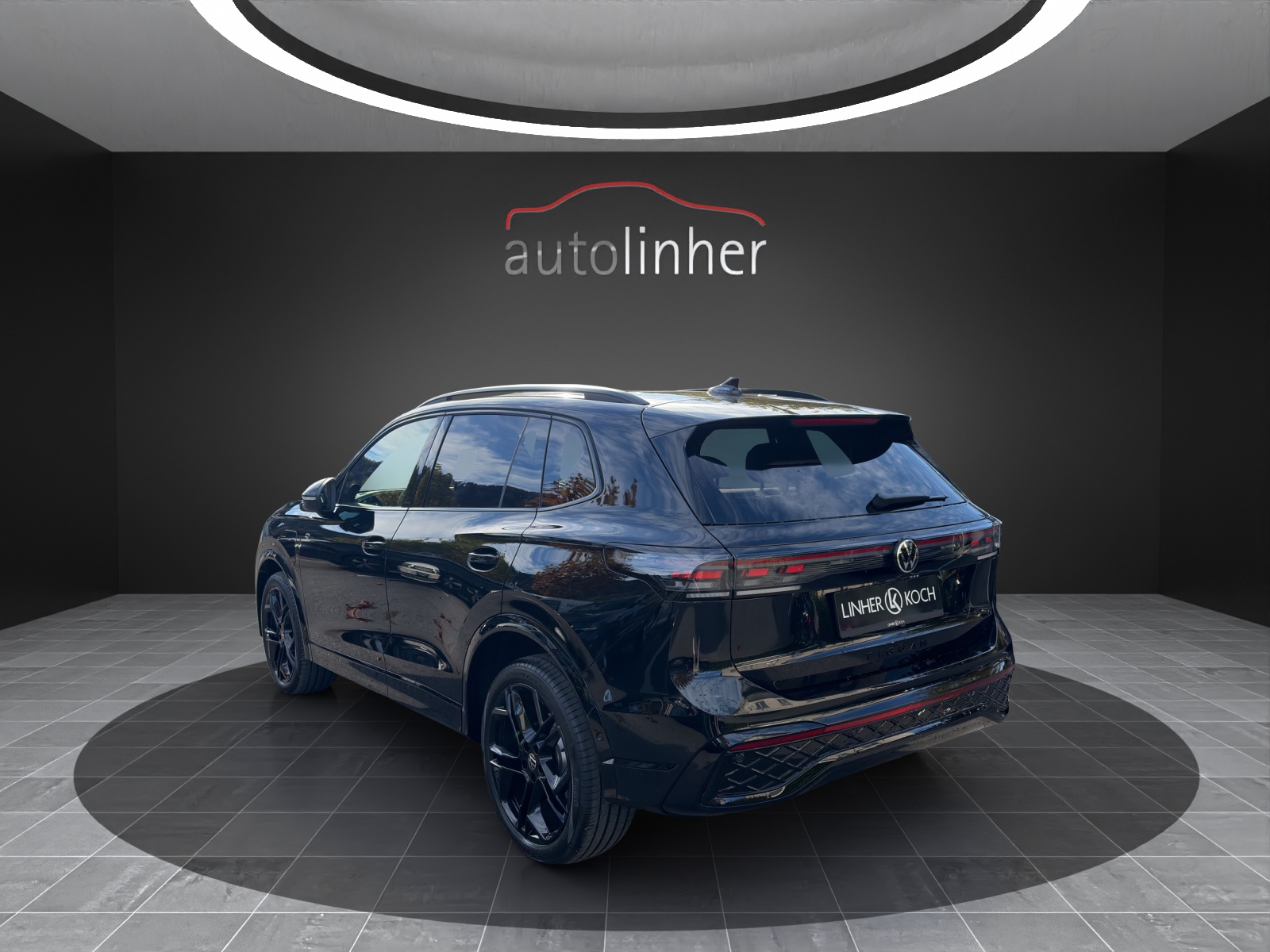 VW Tiguan 1.5 TSI evo2 eHybrid R-Line DSG-image-2