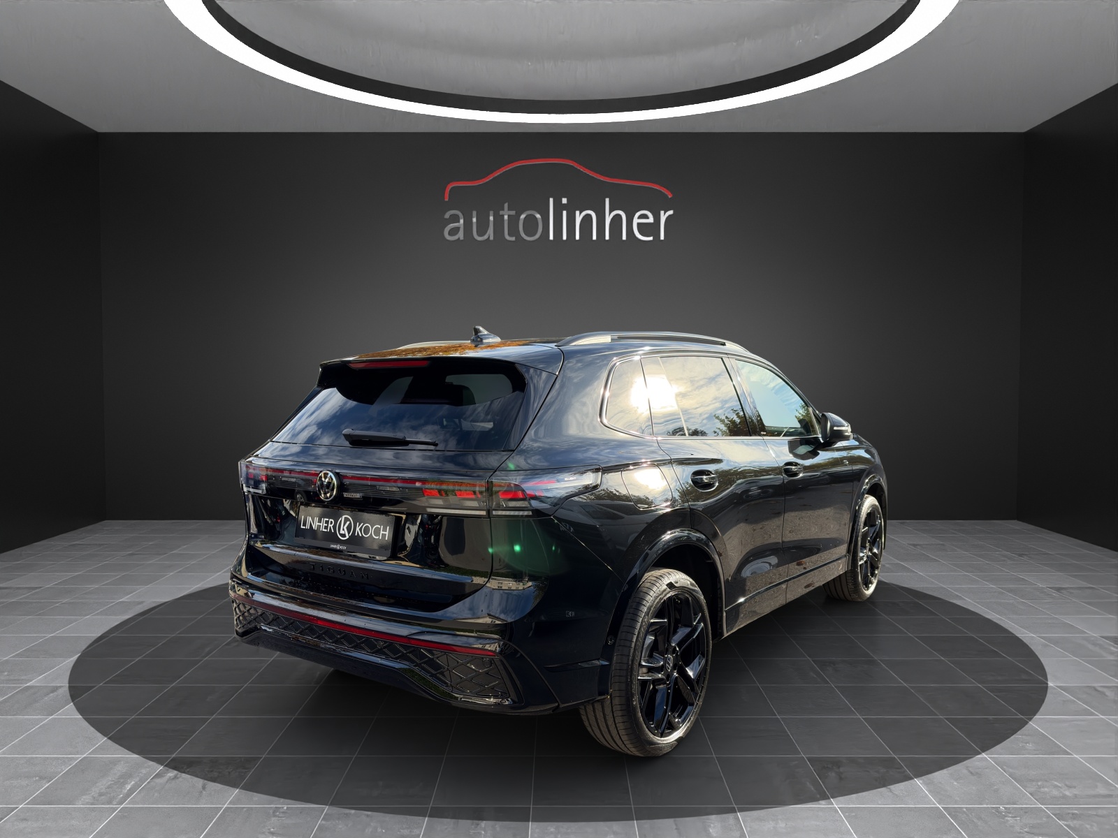 VW Tiguan 1.5 TSI evo2 eHybrid R-Line DSG-image-4
