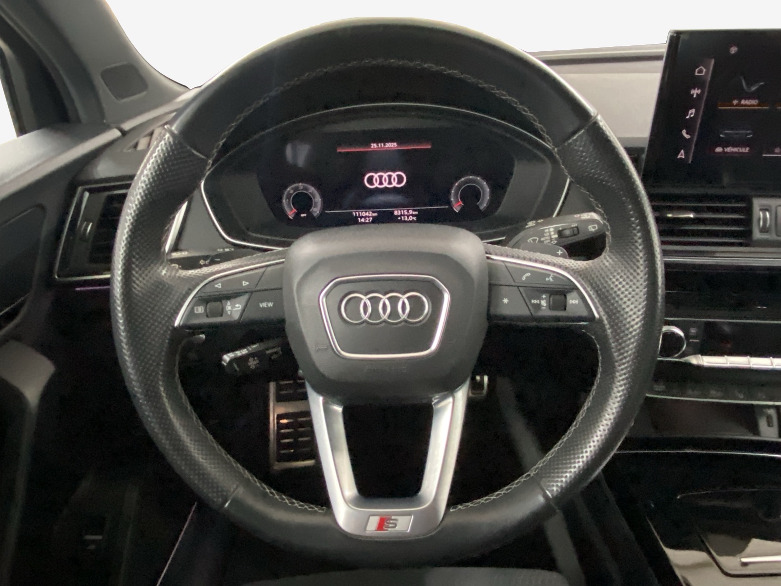 AUDI Q5 Sportback 40 TDI Blackedition quattro S-tronic-image-9