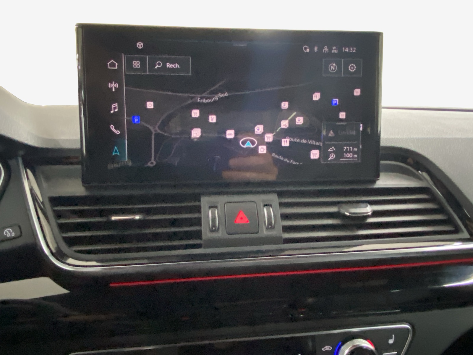 AUDI Q5 Sportback 40 TDI Blackedition quattro S-tronic-image-10
