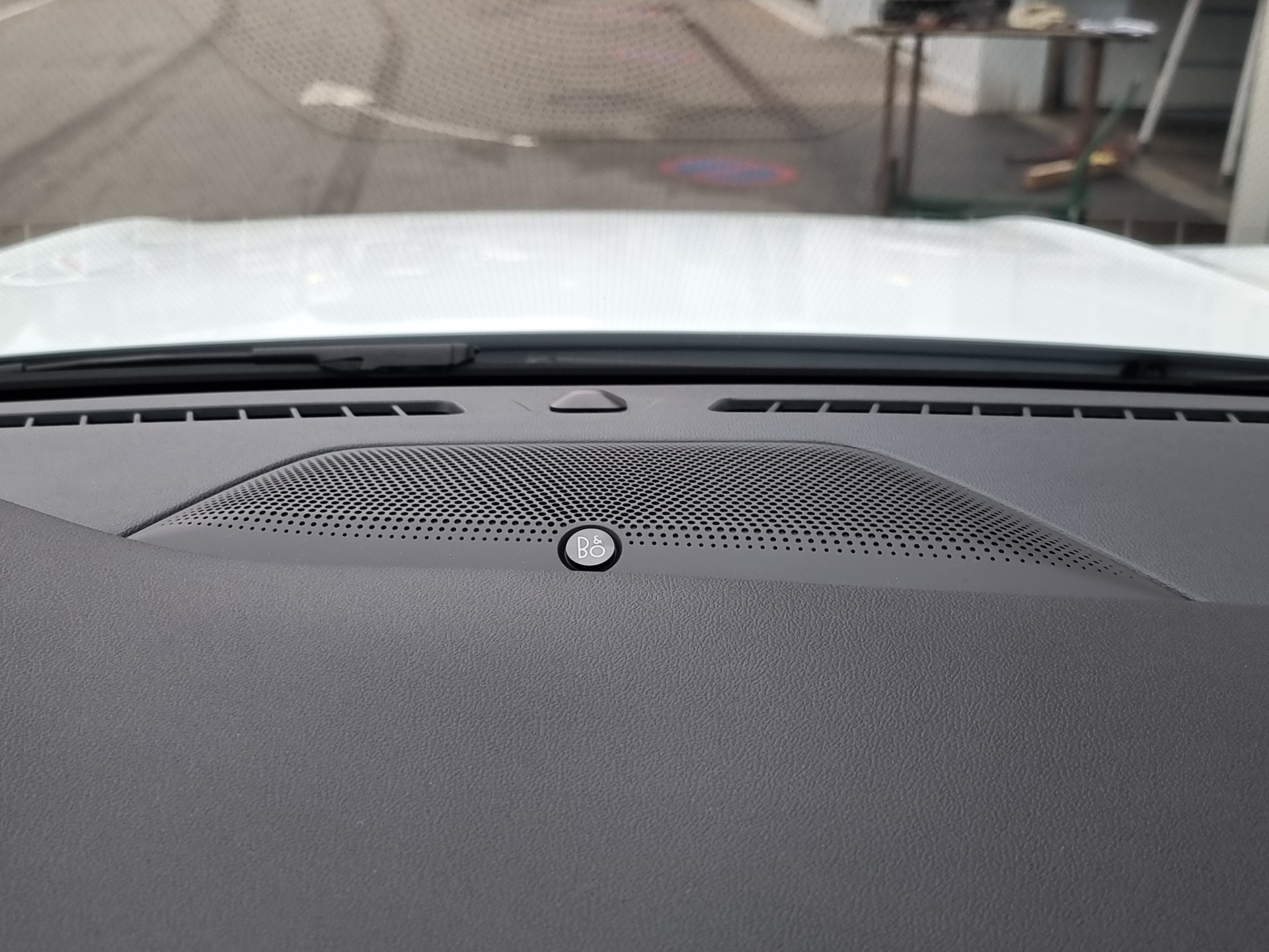 FORD Kuga 2.5 Plug-in Hybrid ST-Line X-image-11